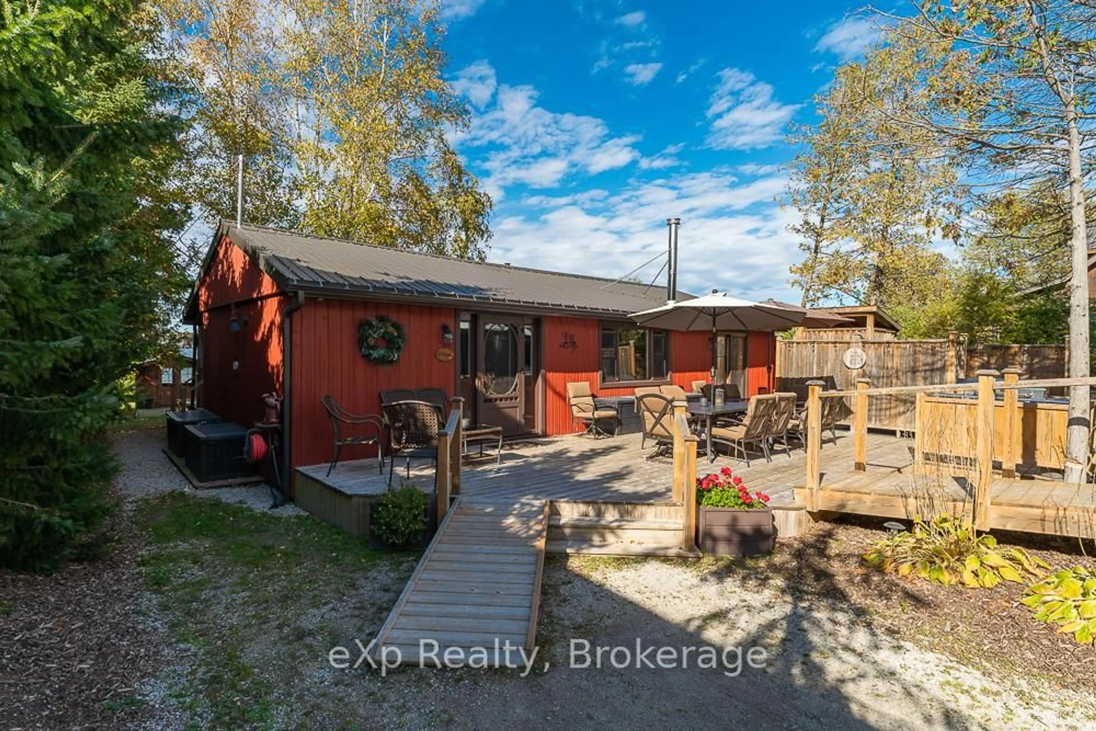 A pic from outside/outdoor area/front of a property/back of a property/a pic from drone, unknown for 111 Wilson Dr, Georgian Bluffs Ontario N0H 2T0