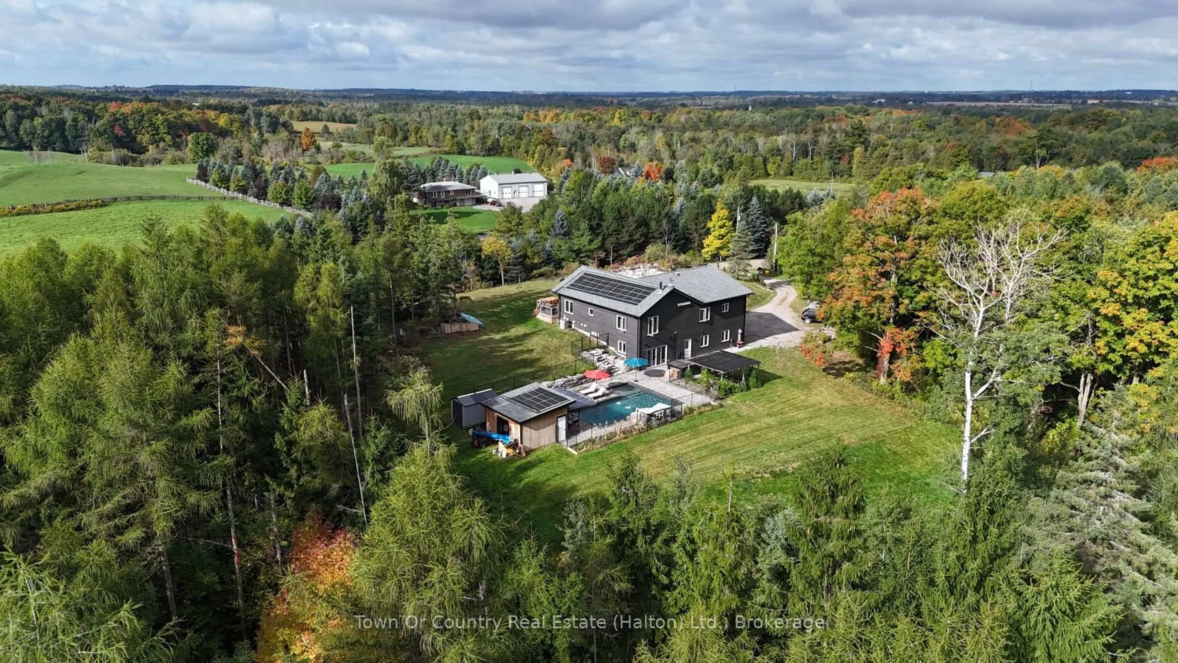 A pic from outside/outdoor area/front of a property/back of a property/a pic from drone, water/lake/river/ocean view for 5041 Third Line, Erin Ontario L7J 2L8
