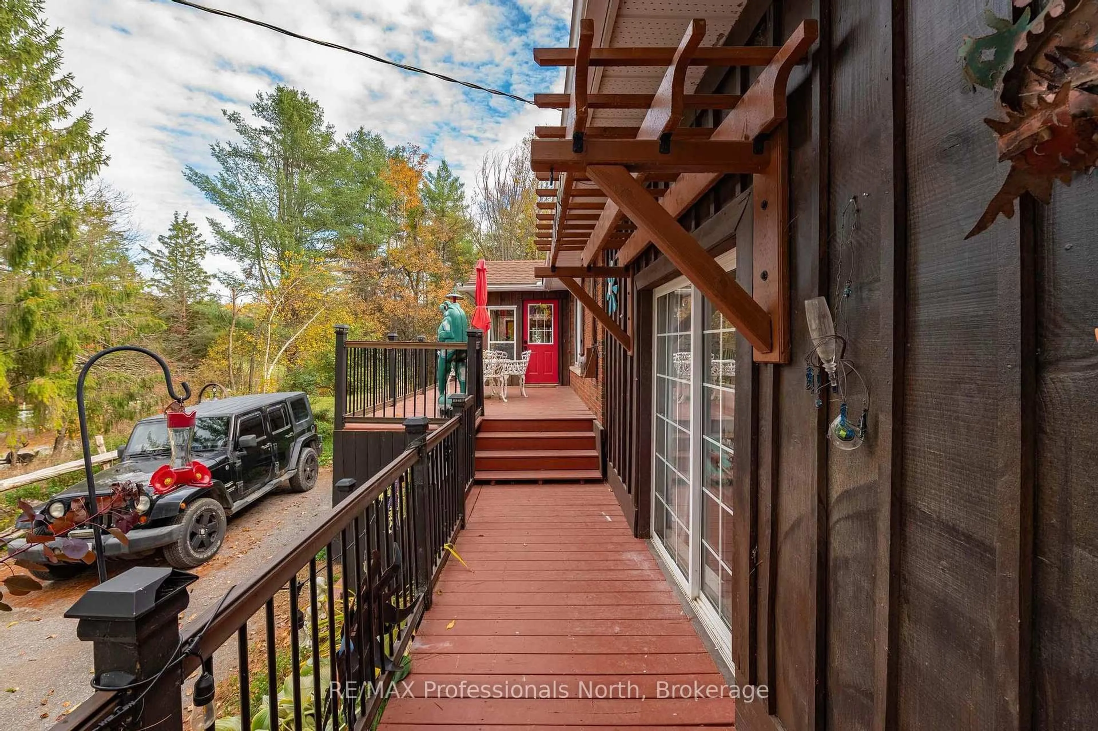 Patio, street for 26 Reid St, Trent Lakes Ontario K0M 2A0