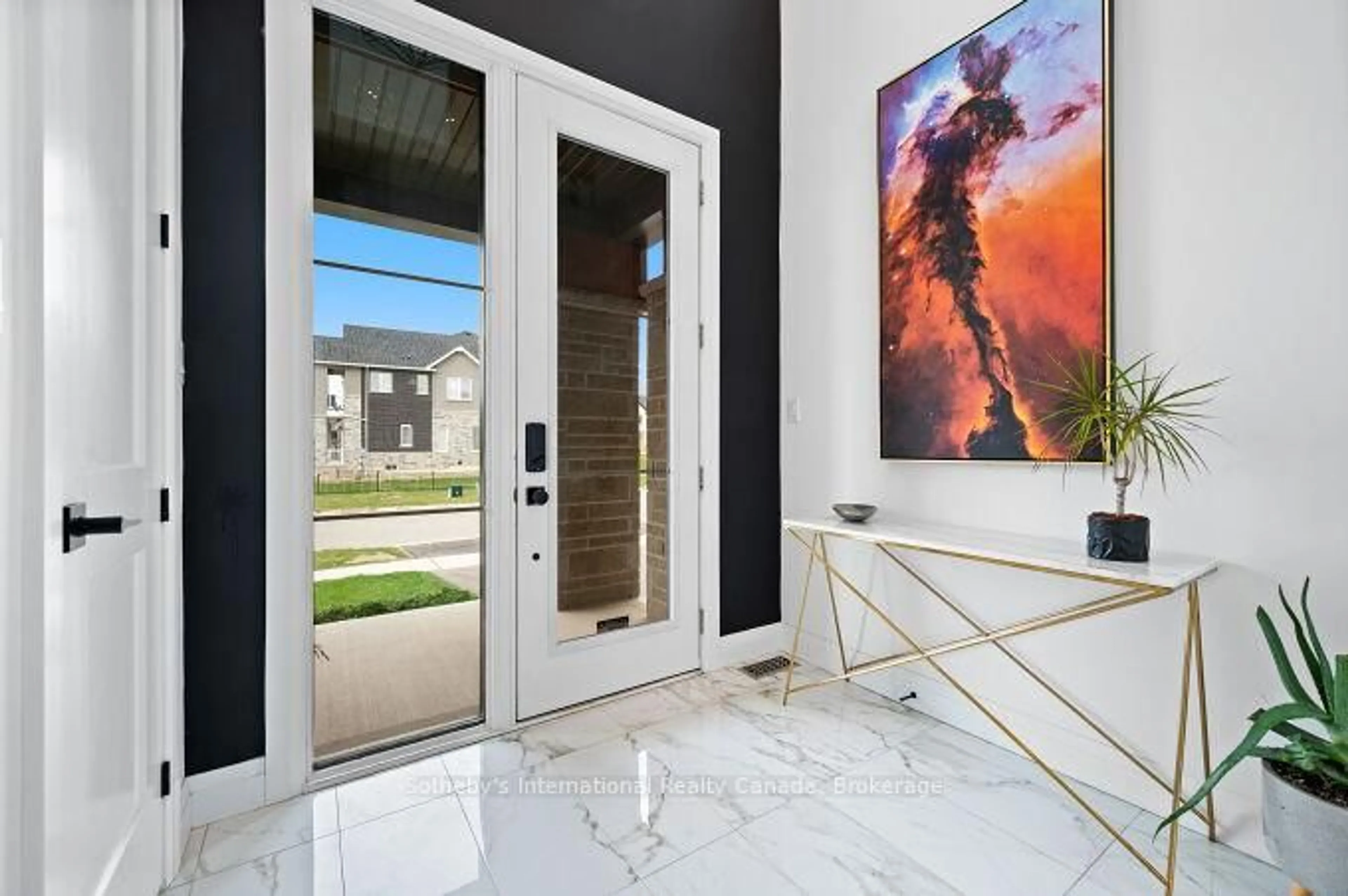 Indoor entryway for 131 Daugaard Ave, Brant Ontario N3L 0L6