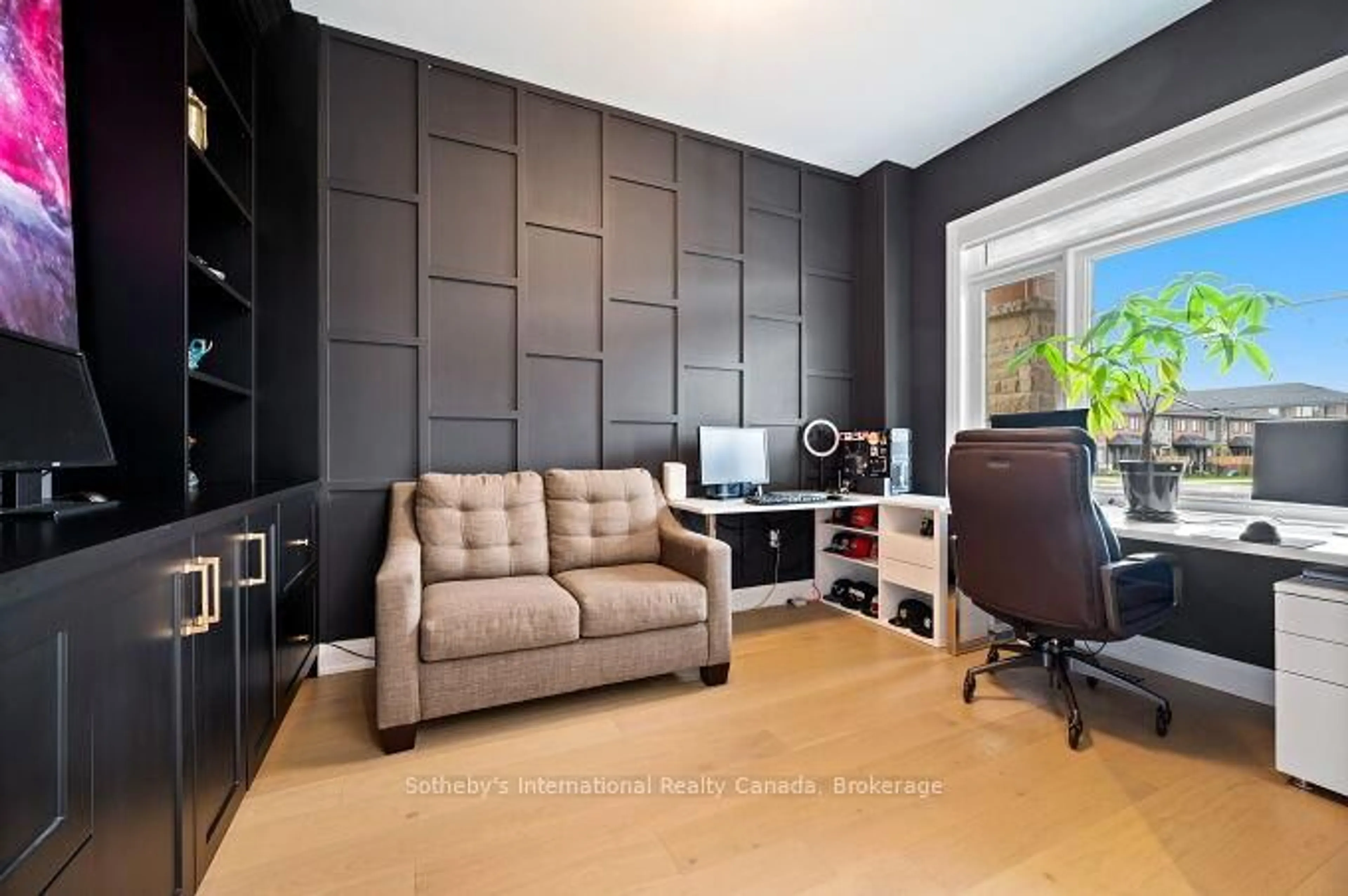 A pic of a room for 131 Daugaard Ave, Brant Ontario N3L 0L6