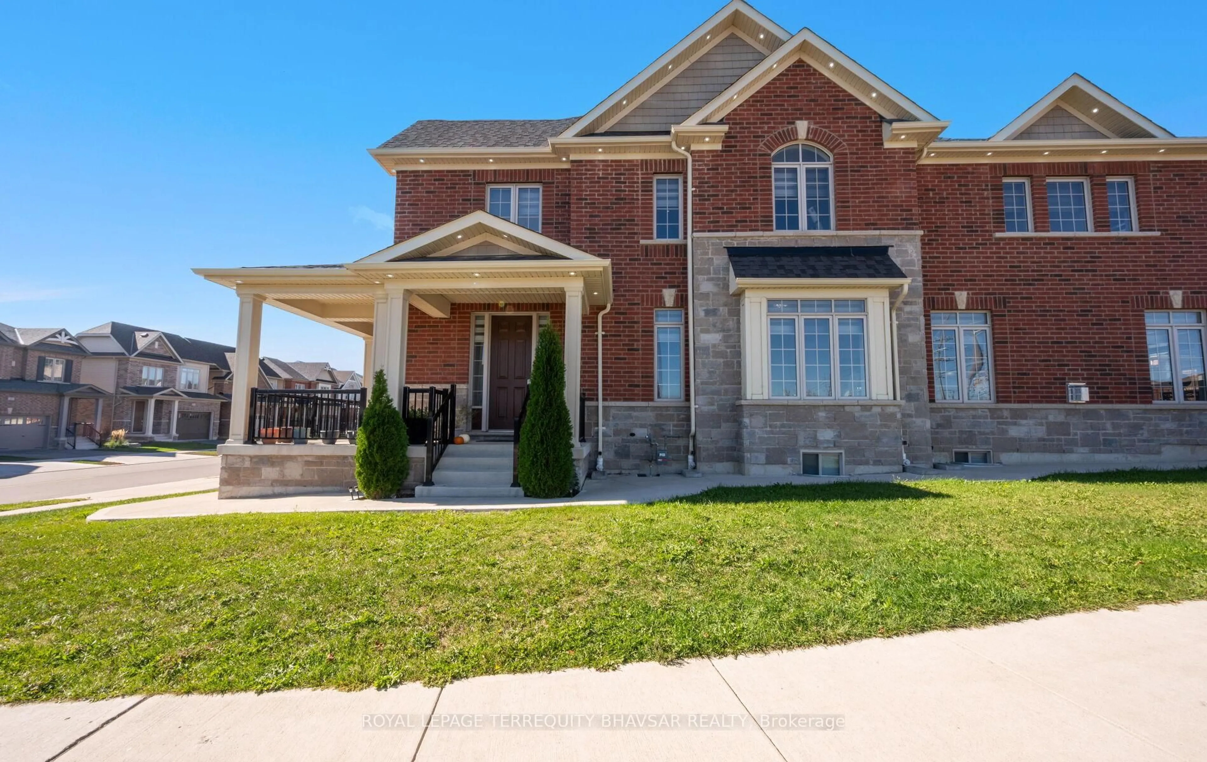 Home with brick exterior material, street for 2 William Dunlop St, Kitchener Ontario N2R 0N7