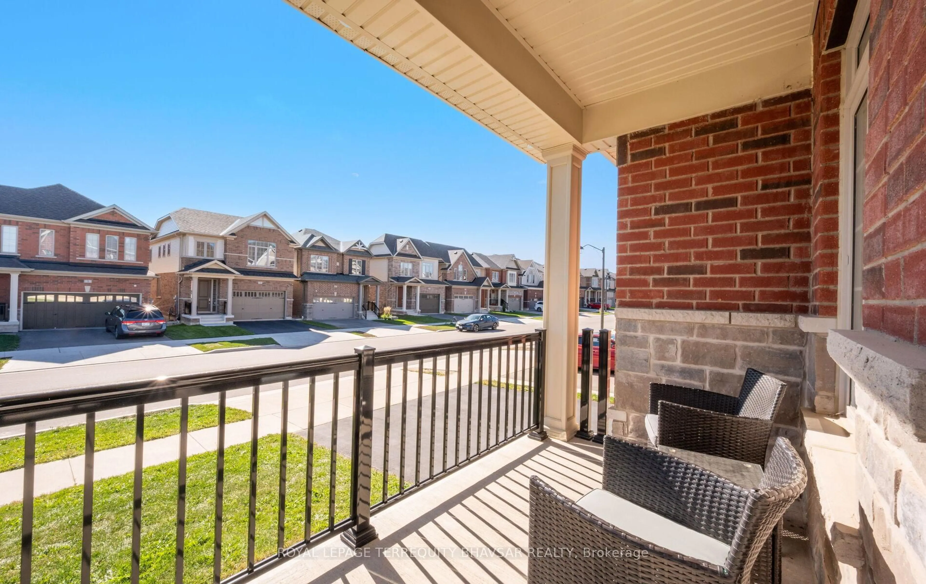 Patio, unknown for 2 William Dunlop St, Kitchener Ontario N2R 0N7
