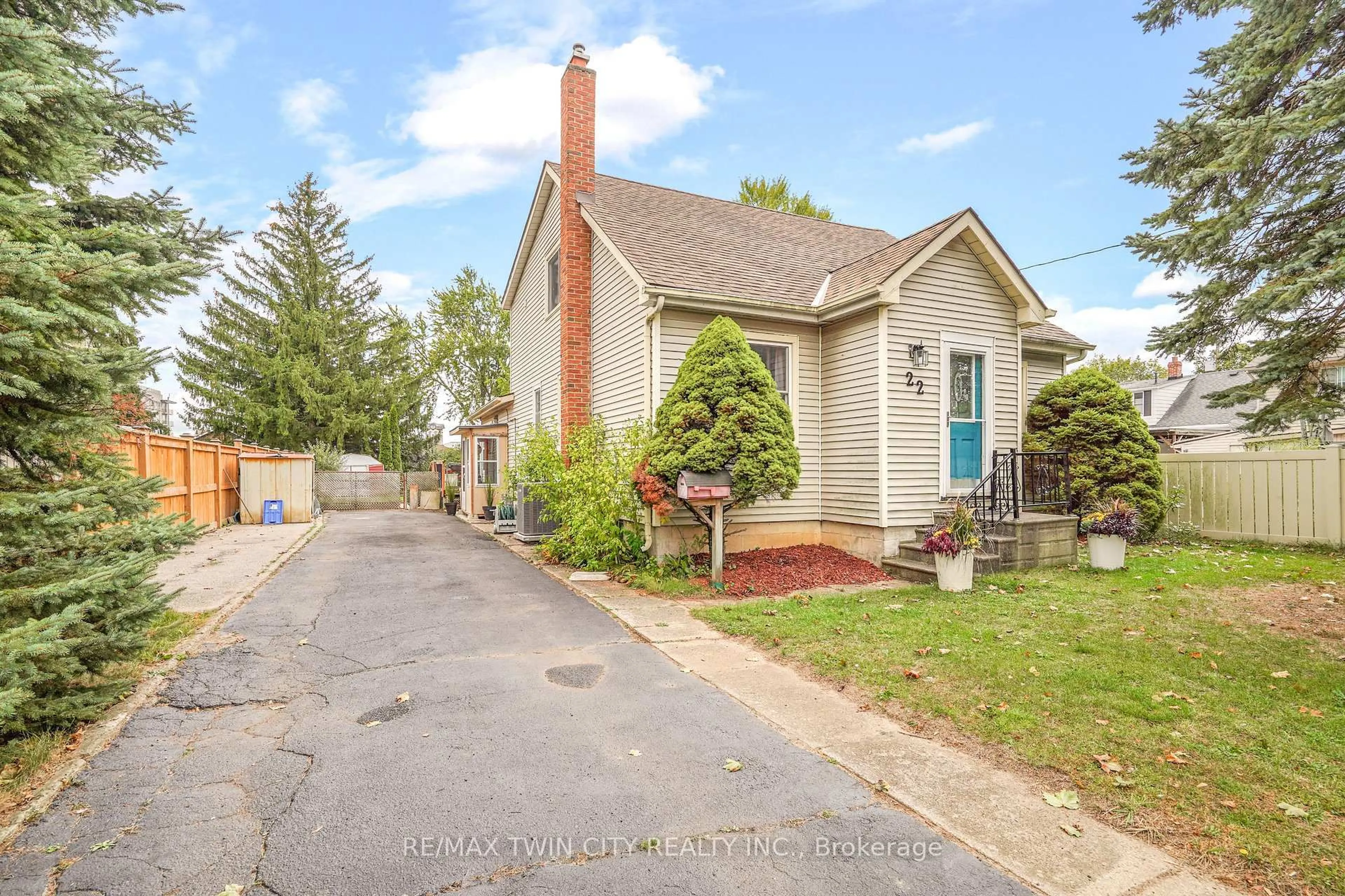 Home with brick exterior material, street for 22 Wayne Dr, Brantford Ontario N3R 2Y7