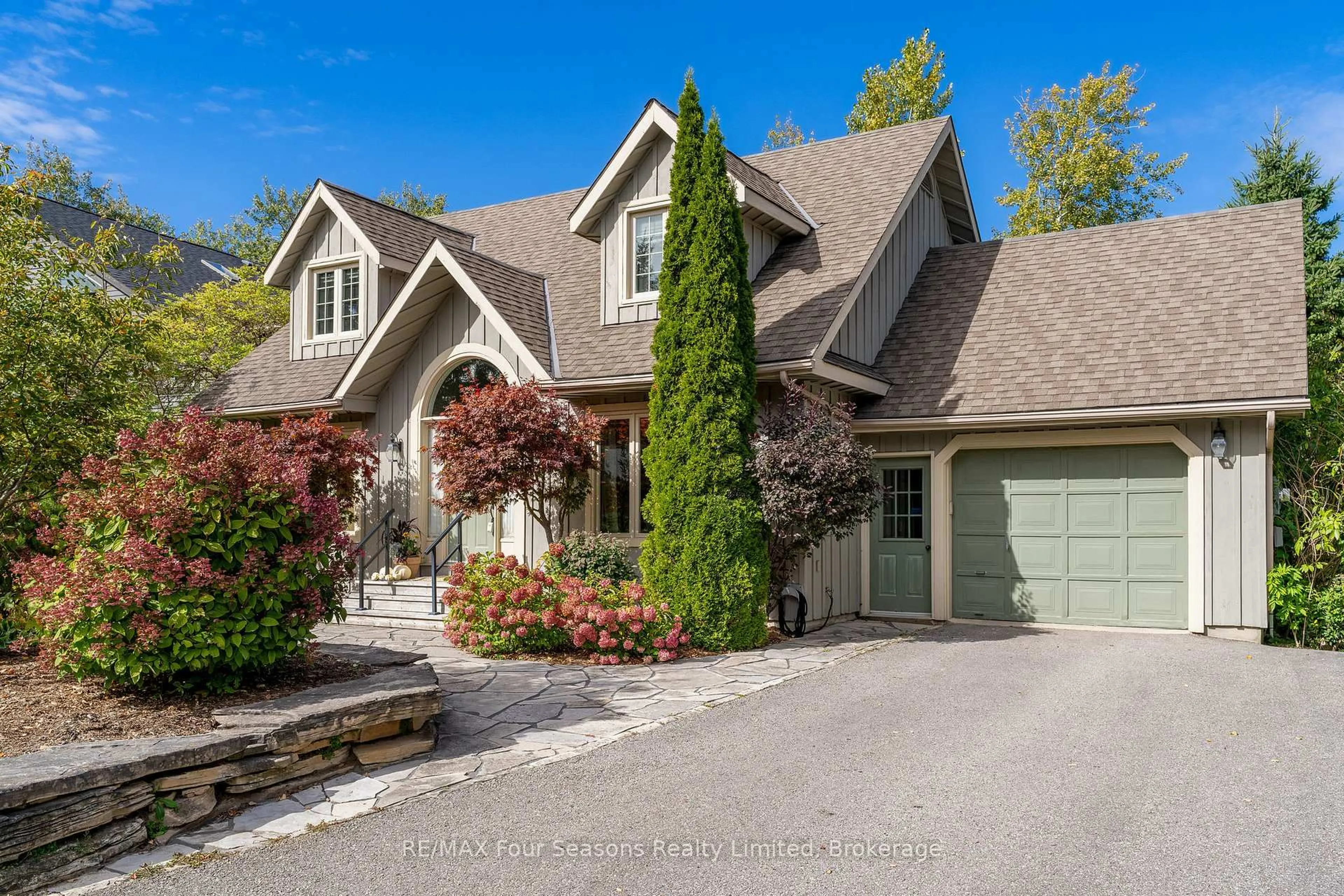 Unknown for 109 Liisa's Lane, Blue Mountains Ontario L9Y 0M3