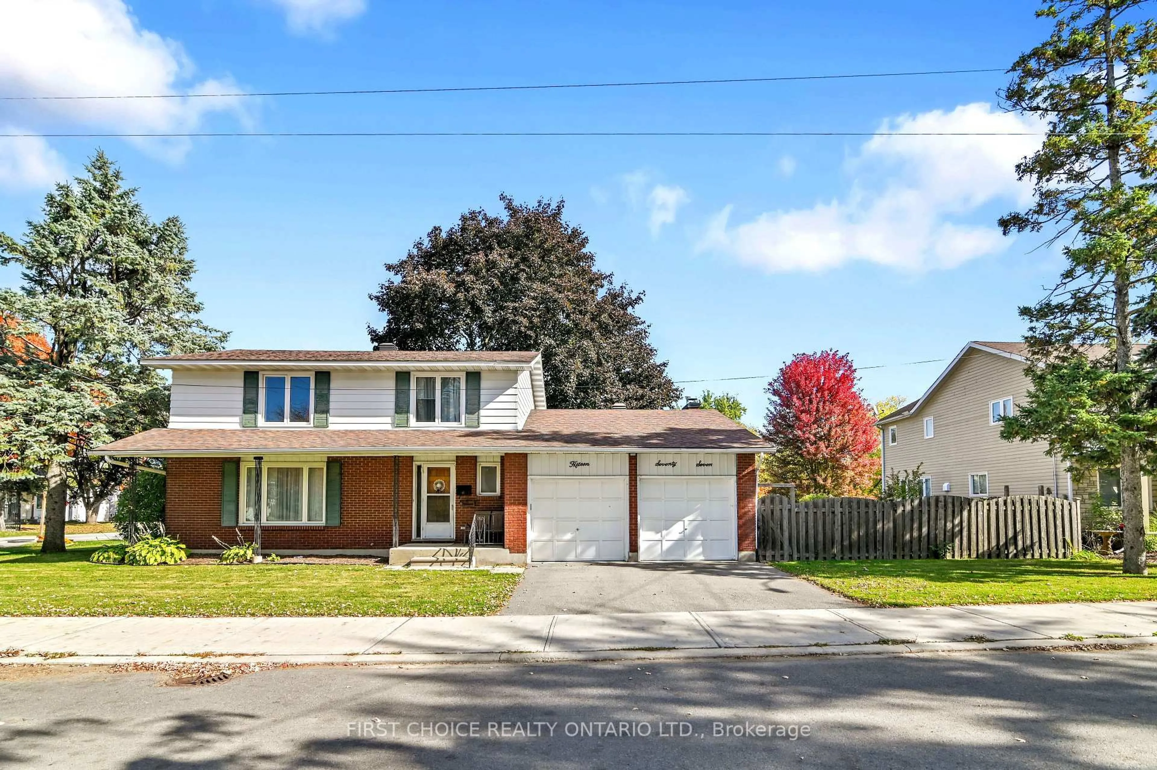 Home with brick exterior material, street for 1577 Claymor Ave, Ottawa Ontario K2C 1T4