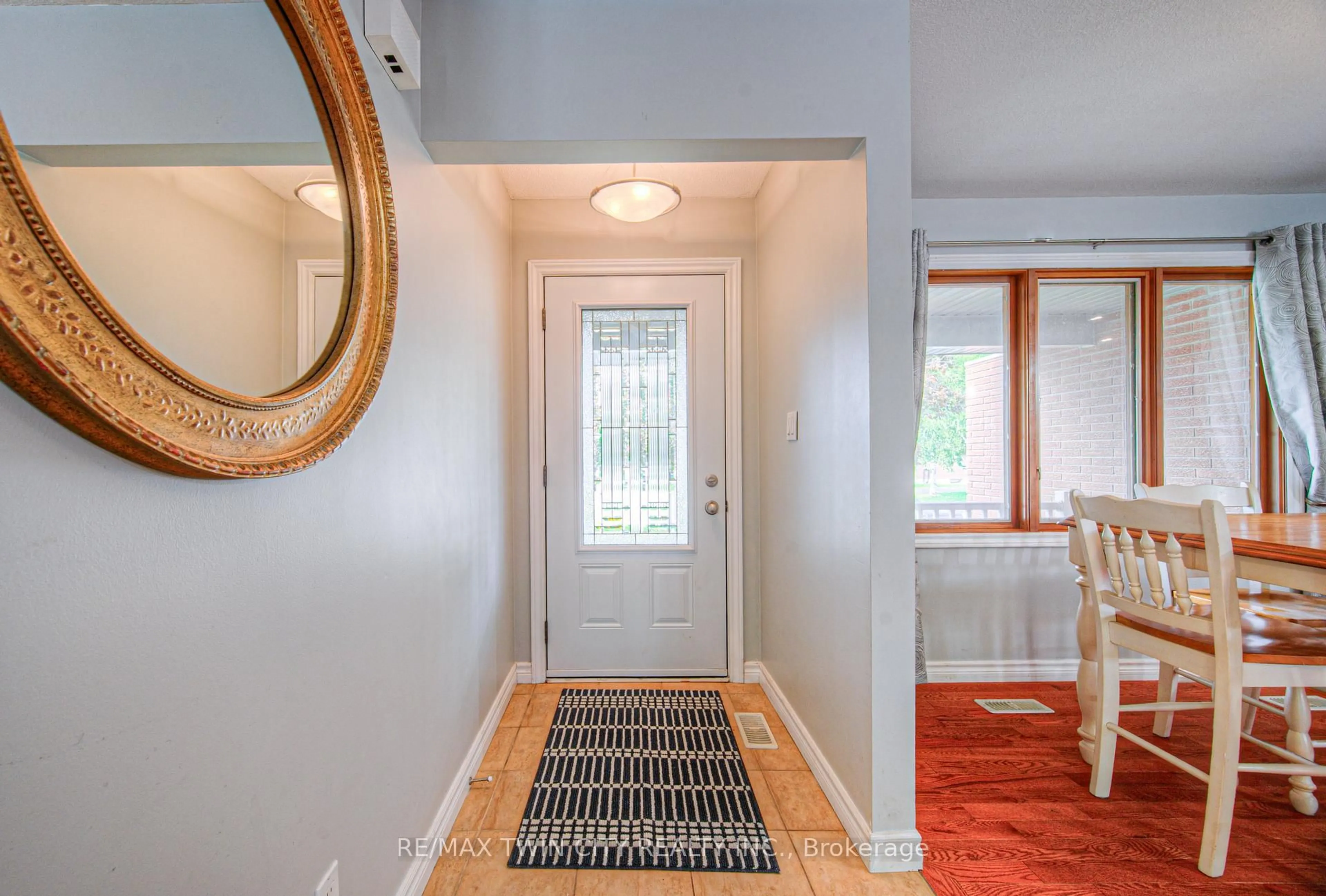 Indoor entryway for 26 Esther Ave, Cambridge Ontario N1S 4L6