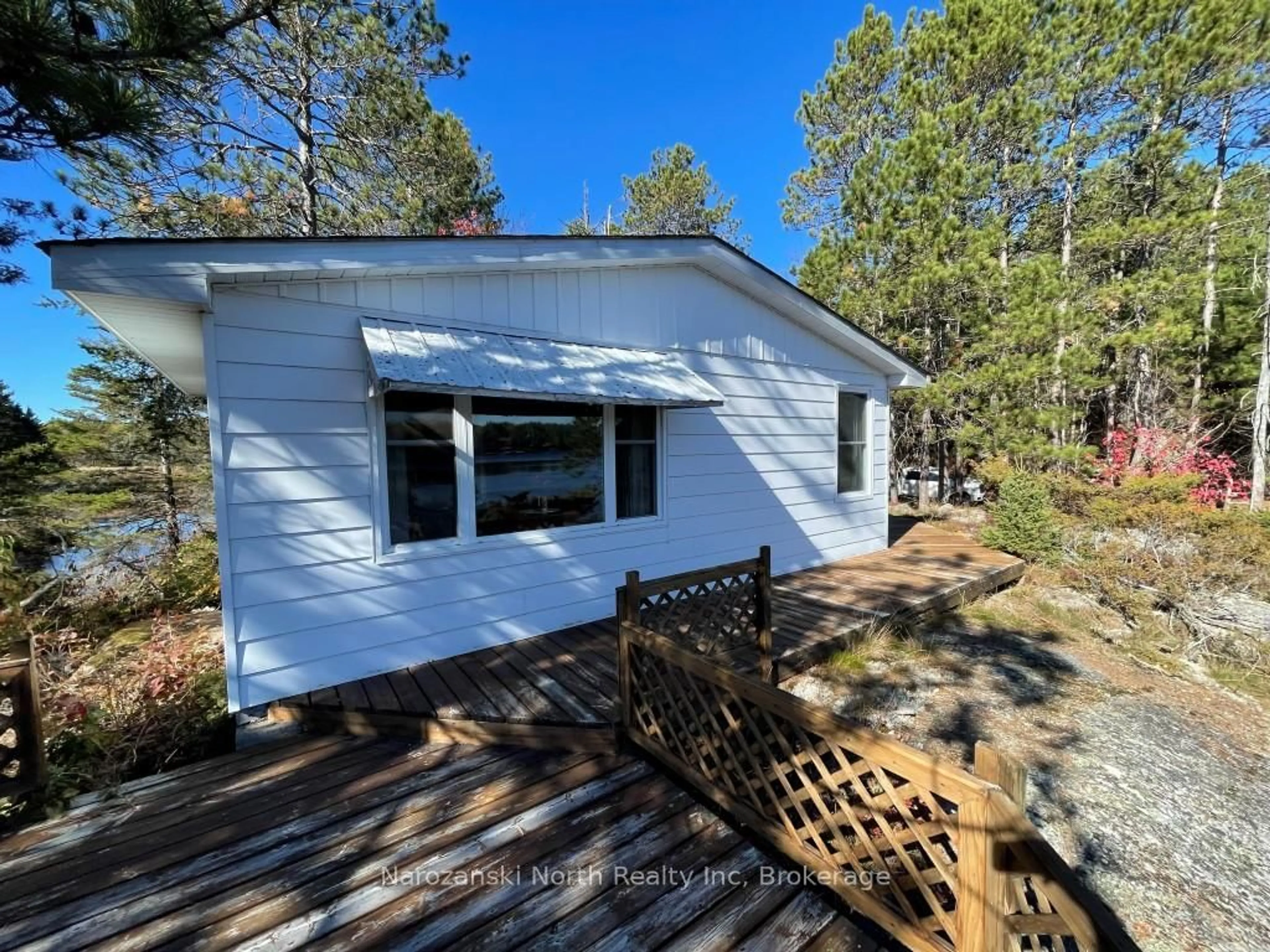 Home with vinyl exterior material, forest/trees view for 1096 East Rd, West Nipissing Ontario K6H 5R5