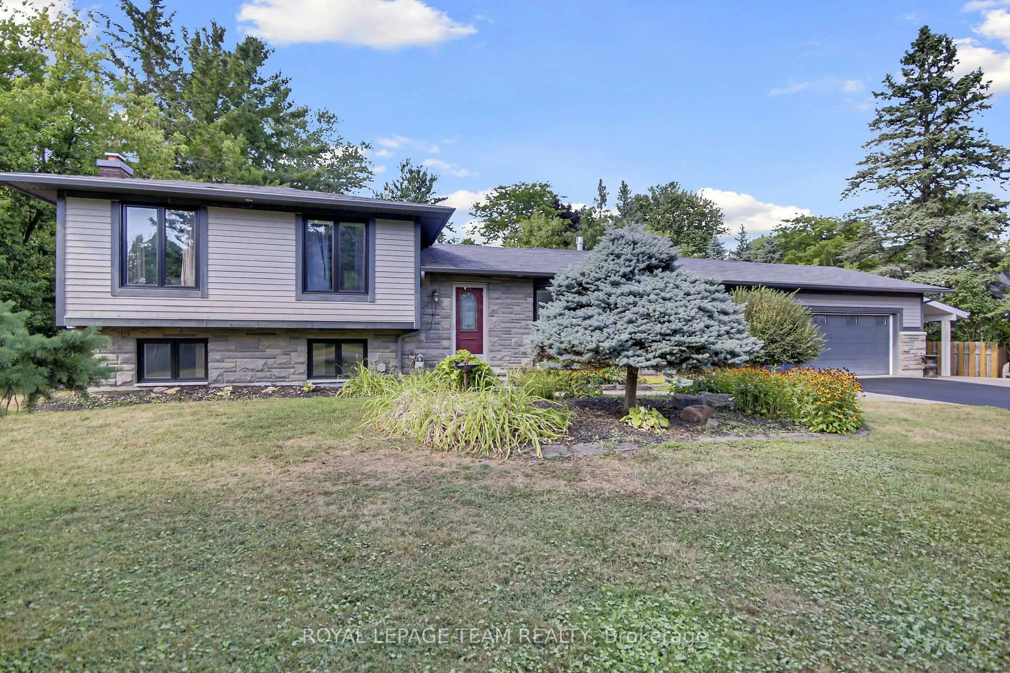 Home with brick exterior material, street for 1079 Christopher Dr, Ottawa Ontario K4M 1J2