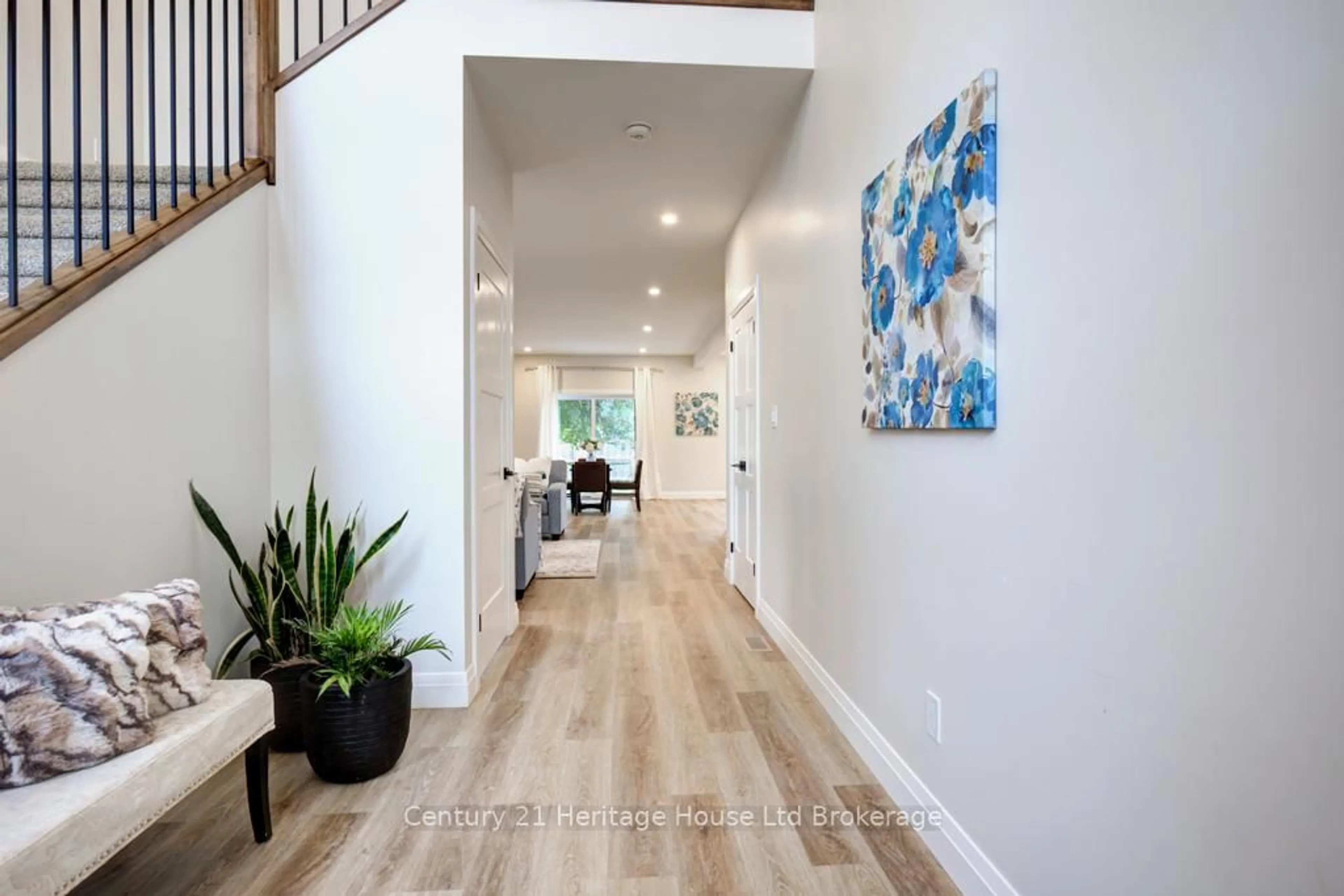 Indoor entryway for 154930 15th Line, Zorra Ontario N5C 3J6