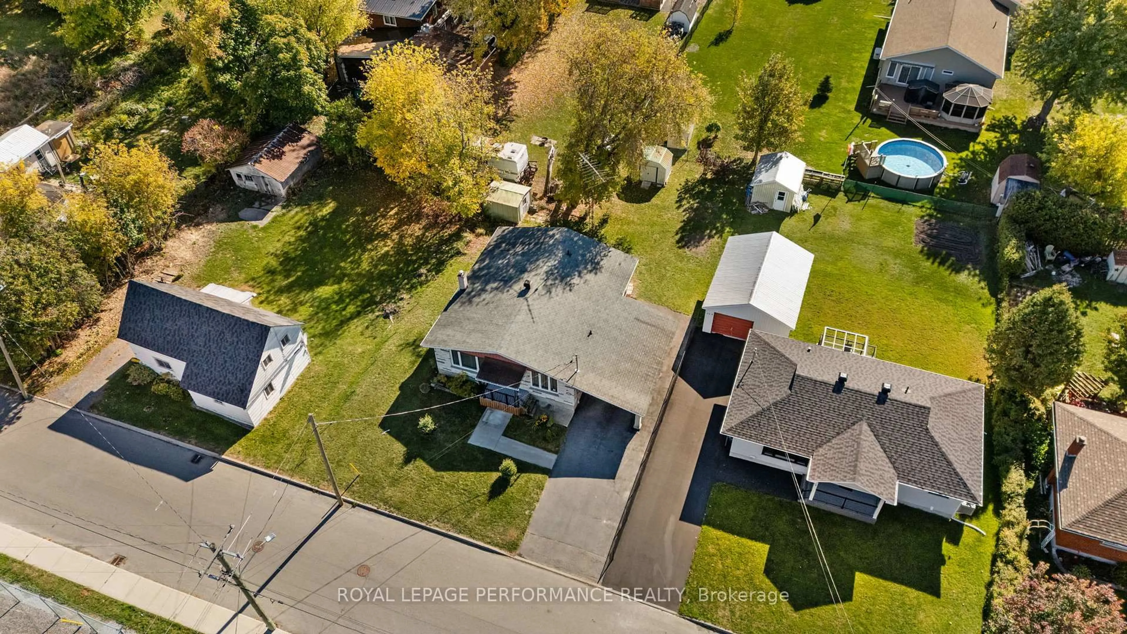 A pic from outside/outdoor area/front of a property/back of a property/a pic from drone, street for 108 Elgin St, North Glengarry Ontario K0C 1A0
