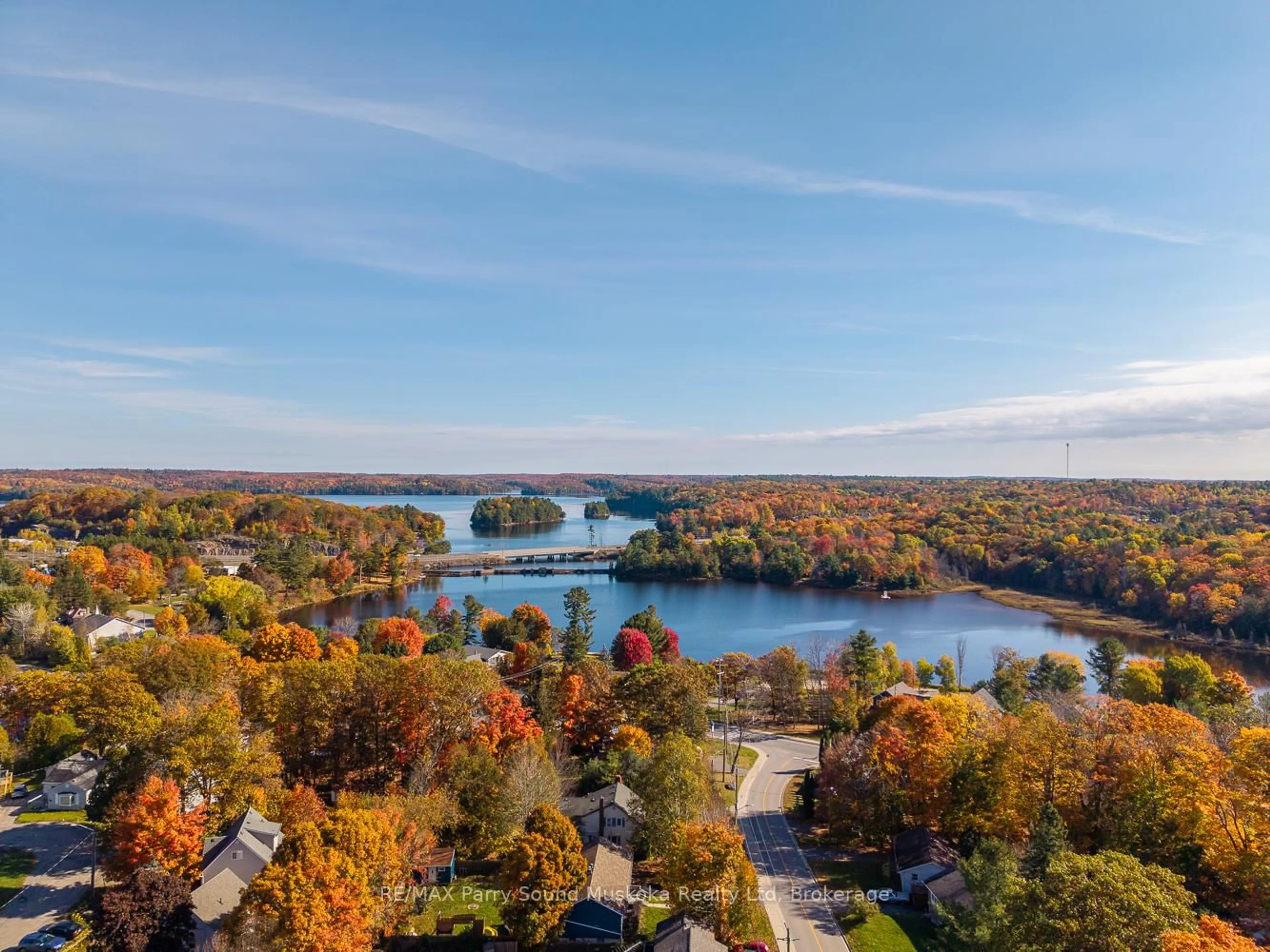 A pic from outside/outdoor area/front of a property/back of a property/a pic from drone, water/lake/river/ocean view for 19 Isabella St, Parry Sound Ontario P2A 1M1