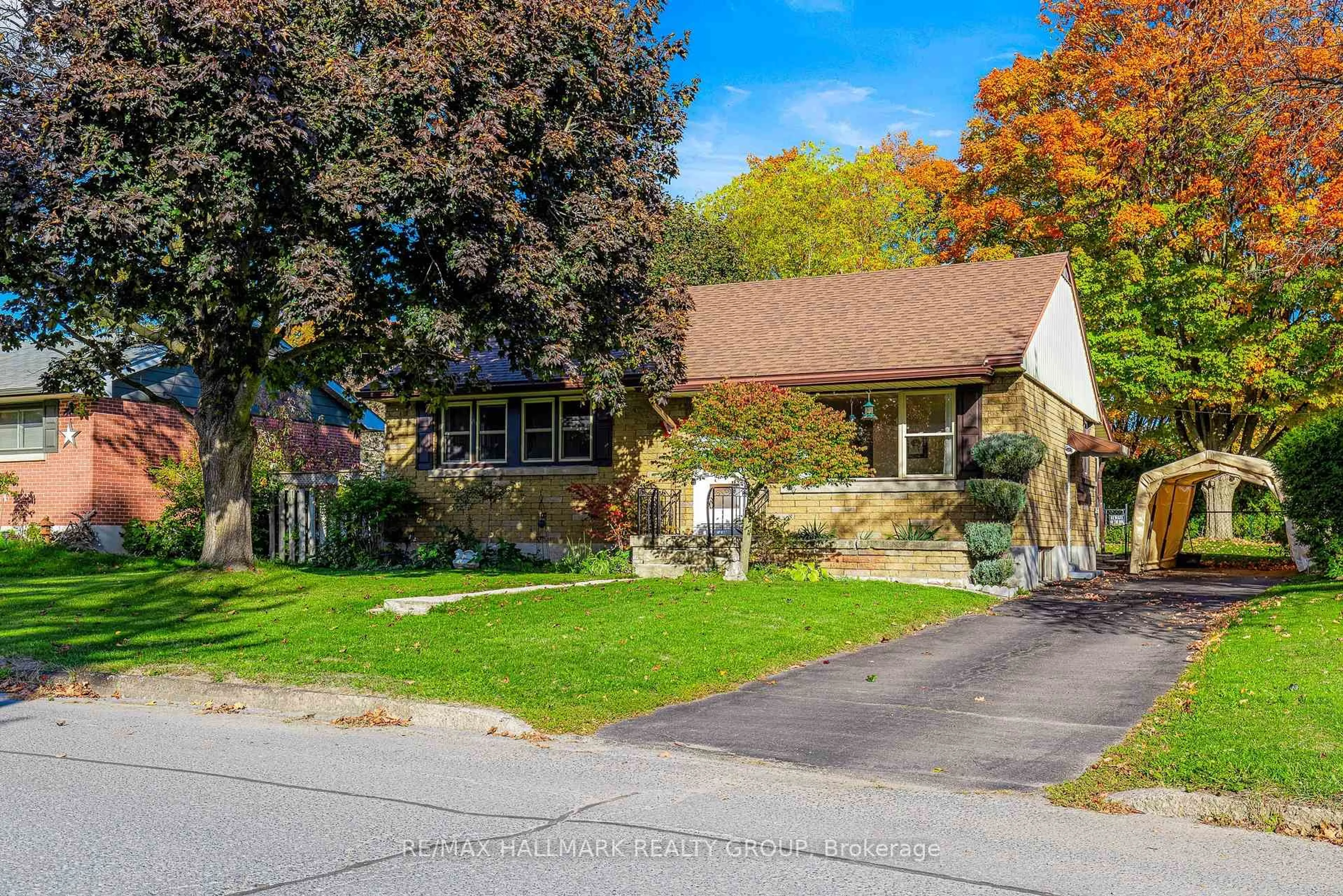 Unknown for 115 Brighton Cres, Brockville Ontario K6V 2P5