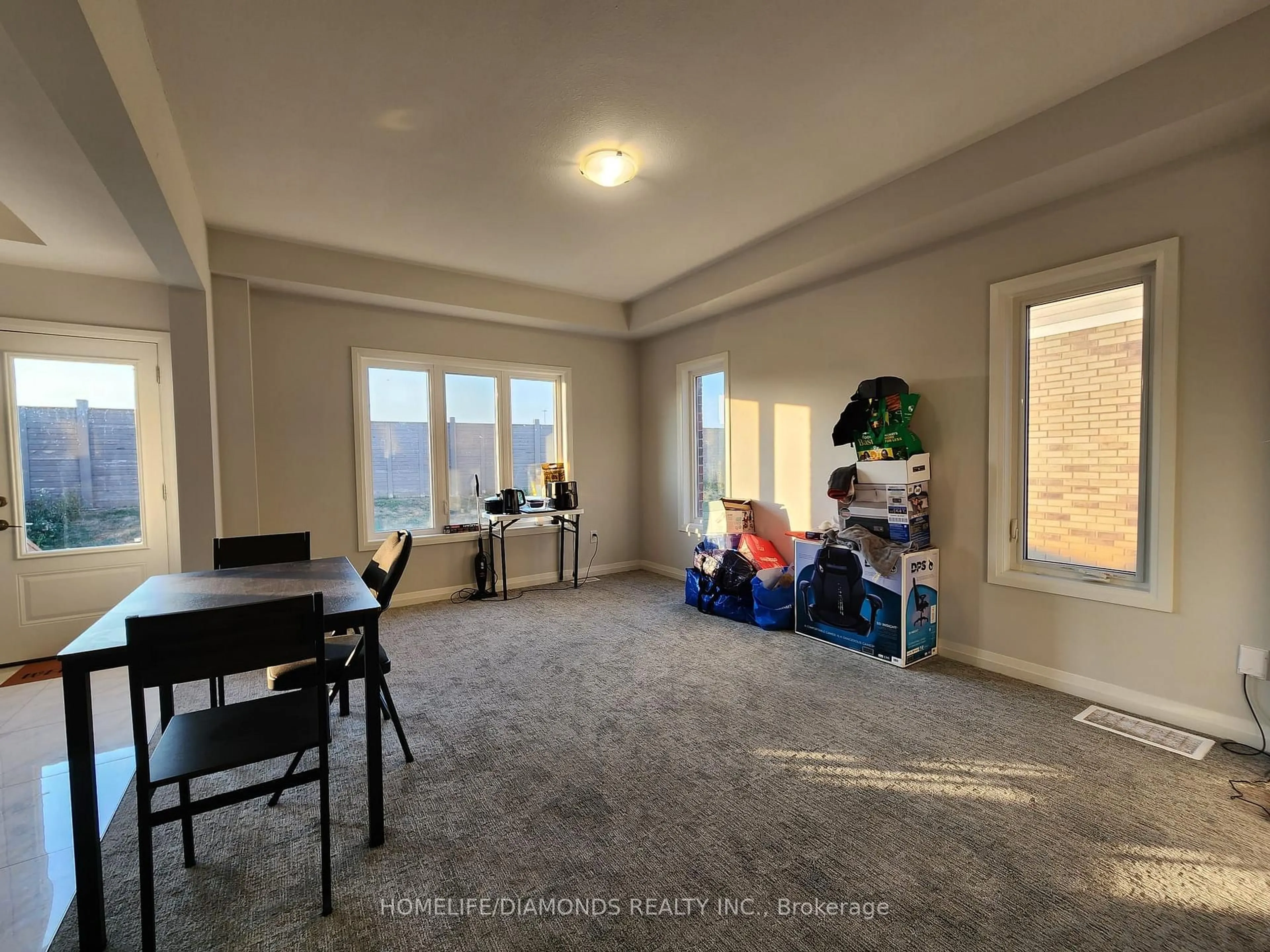 A pic of a room for 95 BUR OAK Dr, Thorold Ontario L2V 0L8