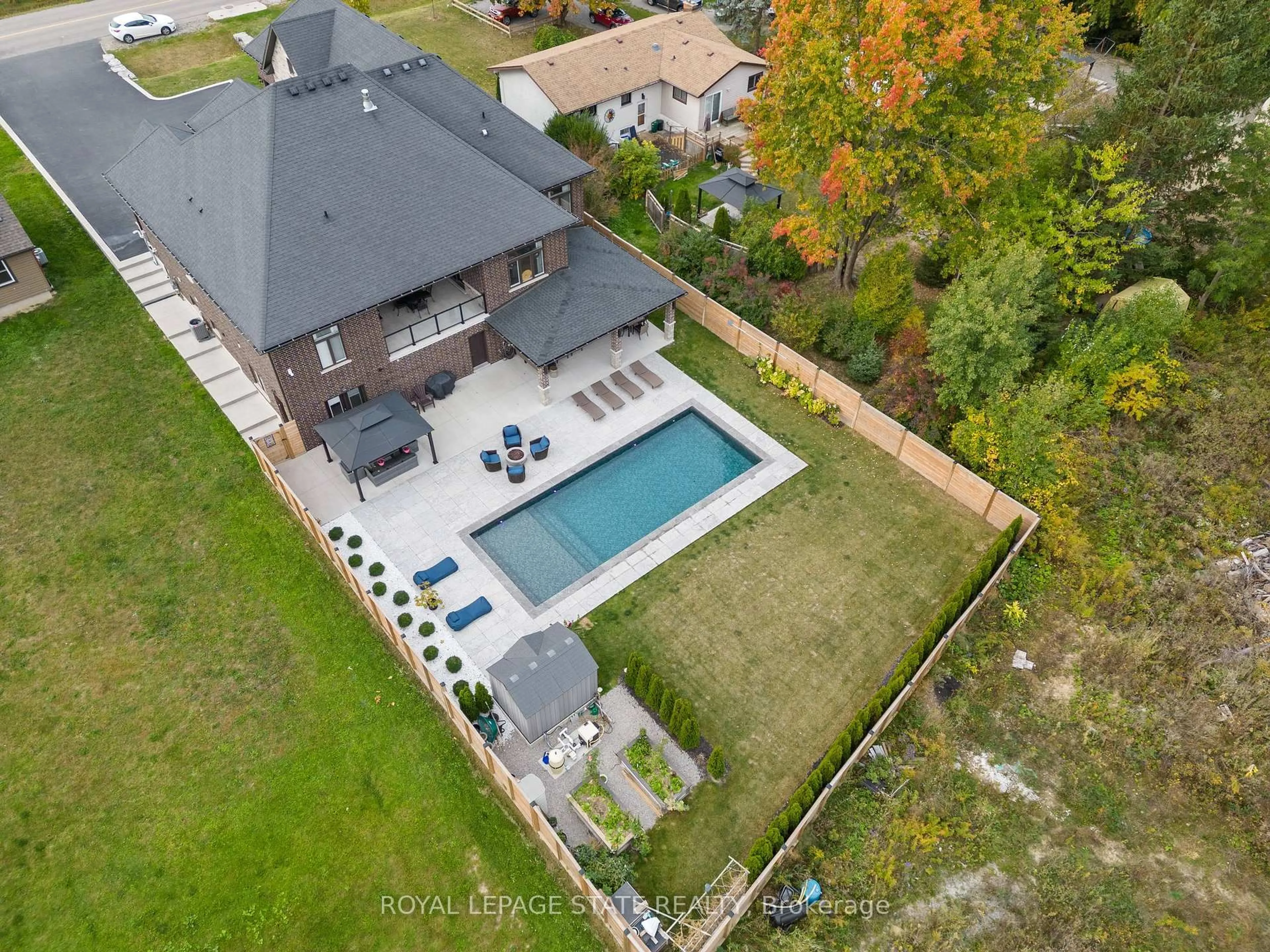 A pic from outside/outdoor area/front of a property/back of a property/a pic from drone, water/lake/river/ocean view for 9848 Twenty Rd, Hamilton Ontario L0R 1W0