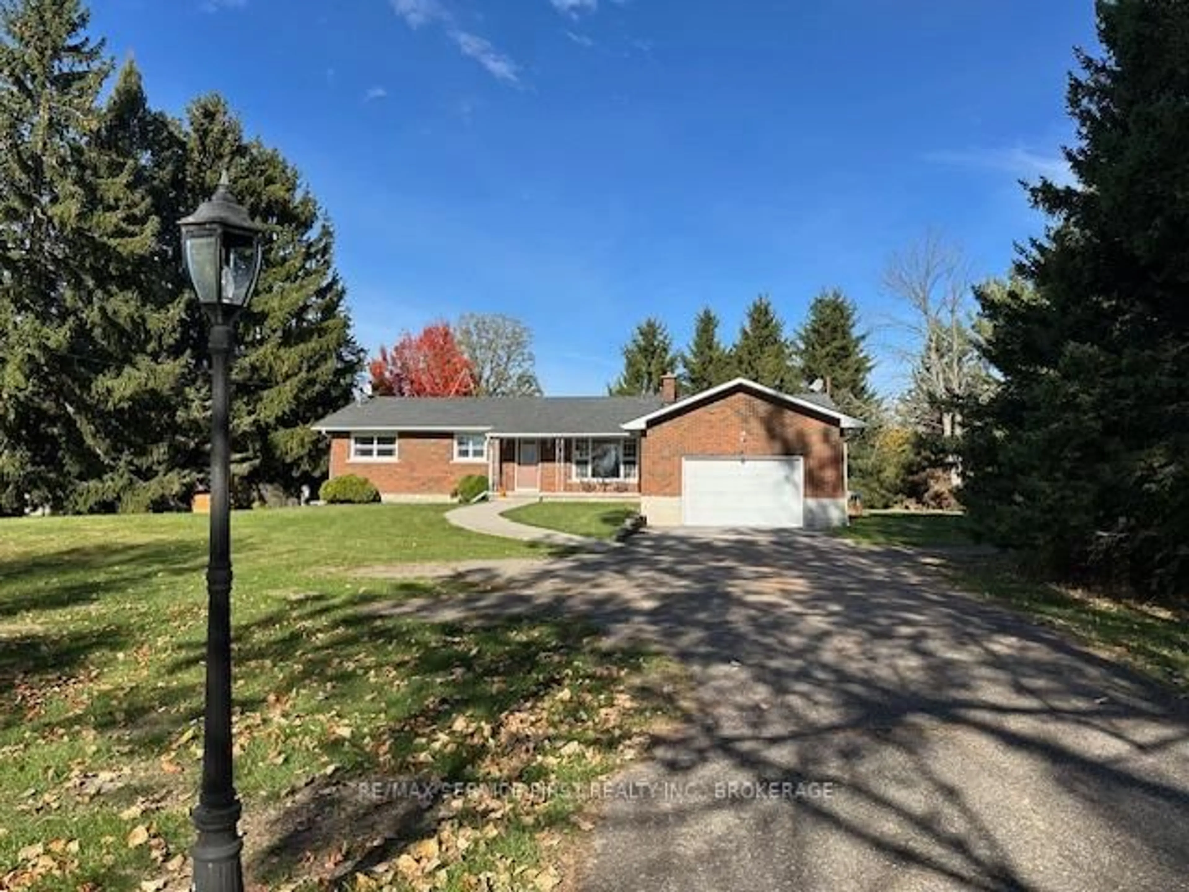Home with brick exterior material, street for 530 County Rd 2 Rd, Front of Leeds & Seeleys Bay Ontario K0E 1L0