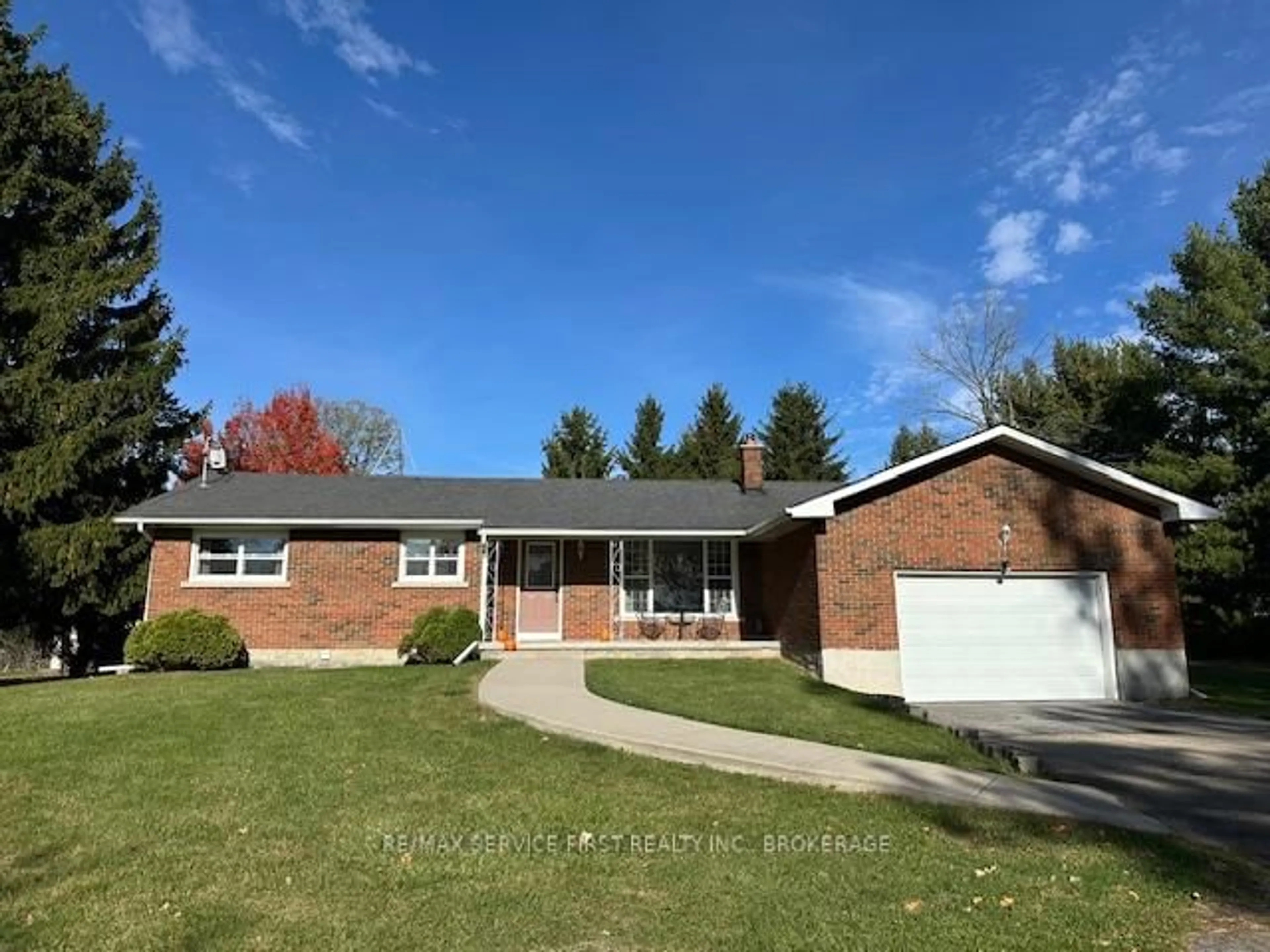 Home with brick exterior material, street for 530 County Rd 2 Rd, Front of Leeds & Seeleys Bay Ontario K0E 1L0