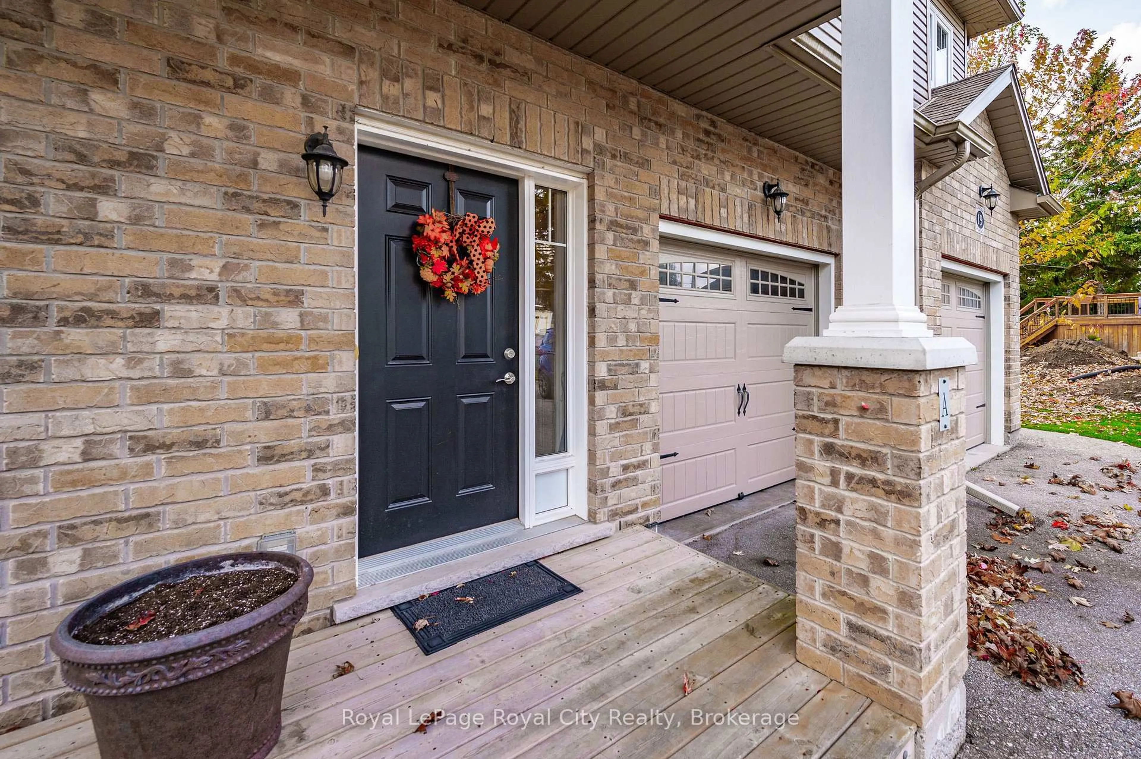 Unknown for 19 Victoria Cres, Centre Wellington Ontario N1M 2W3