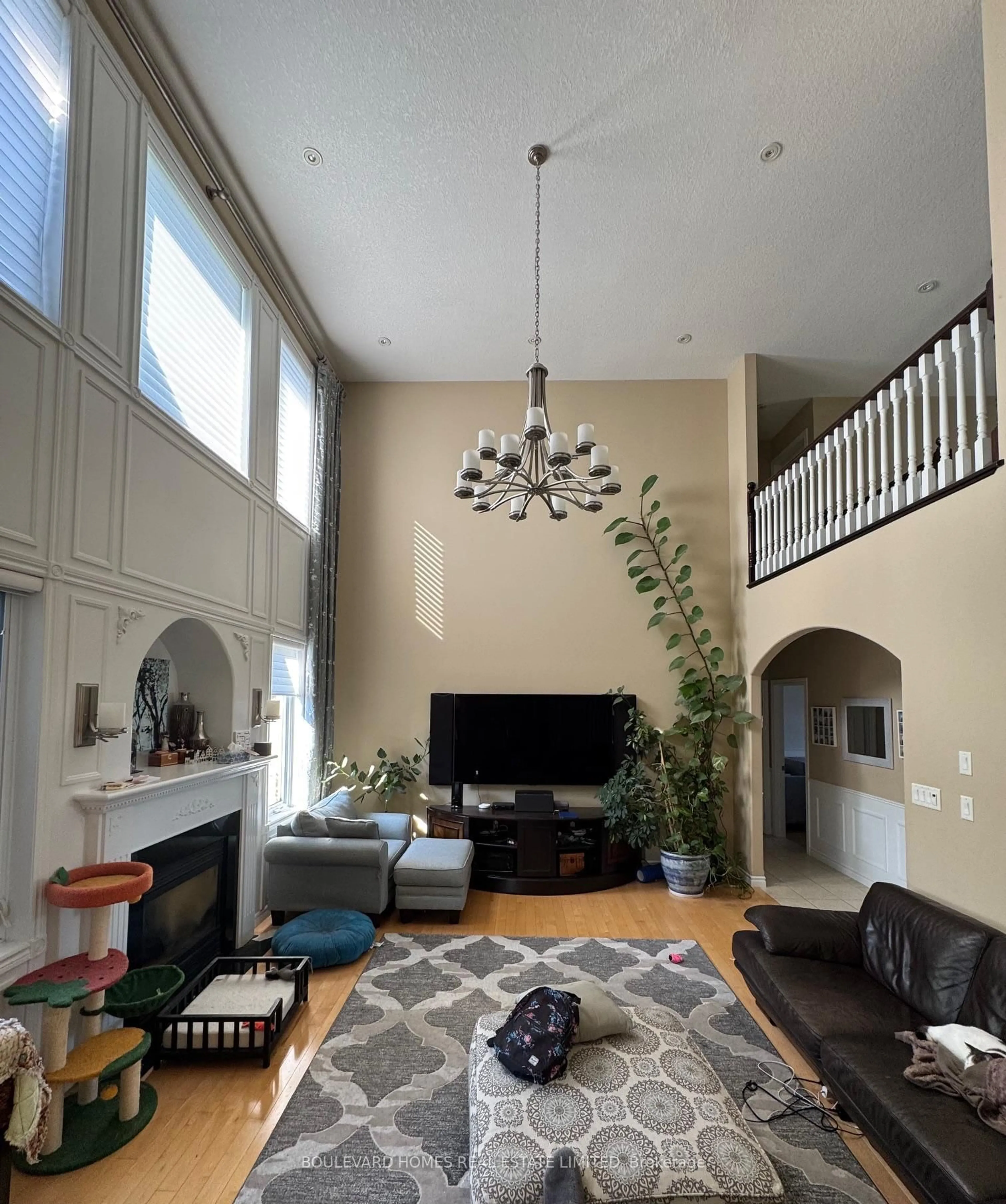 Living room with furniture, unknown for 83 Milne Dr, Wilmot Ontario N0B 2H0