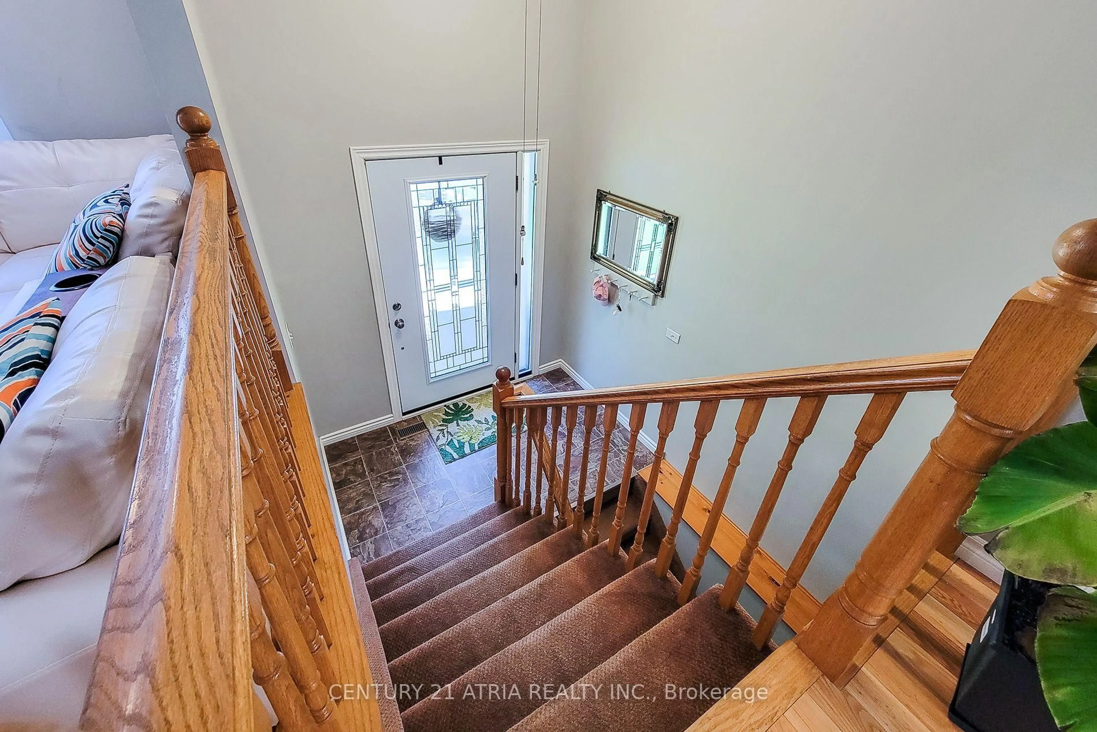Unknown for 20 Ravine Rd, St. Catharines Ontario L2P 3A7