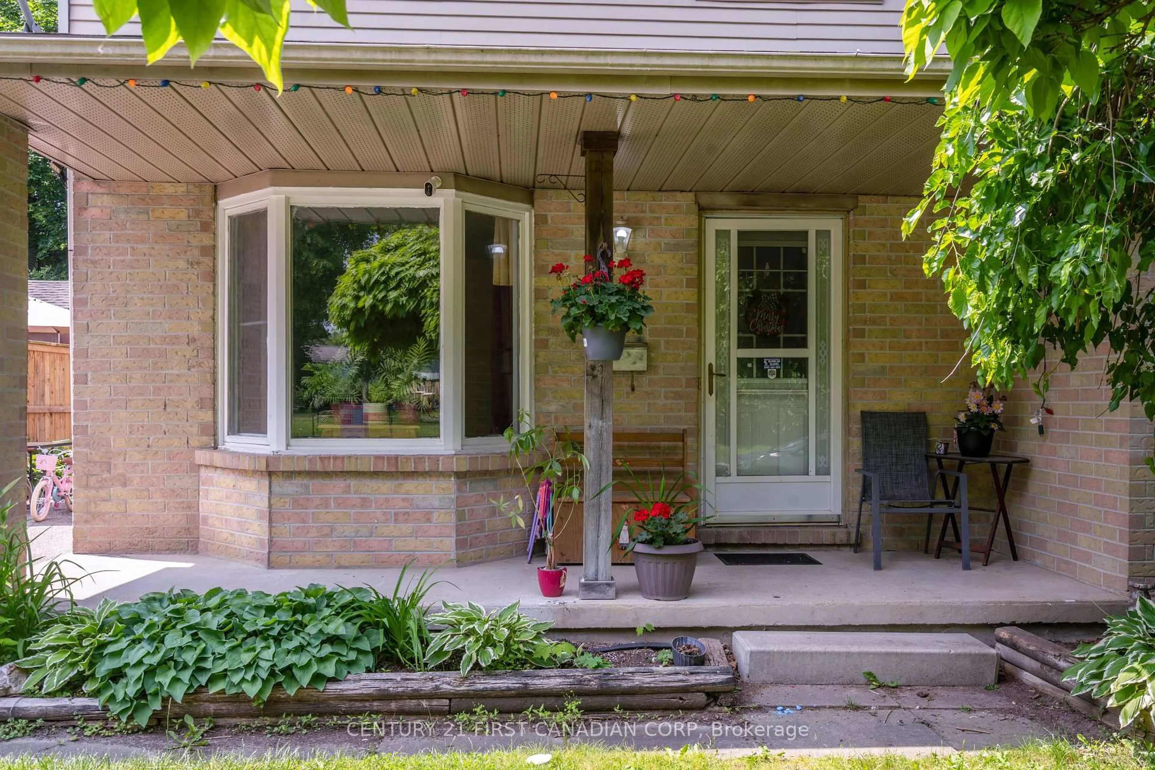 Unknown for 139 Kimberley Ave, London South Ontario N5Z 4Z2