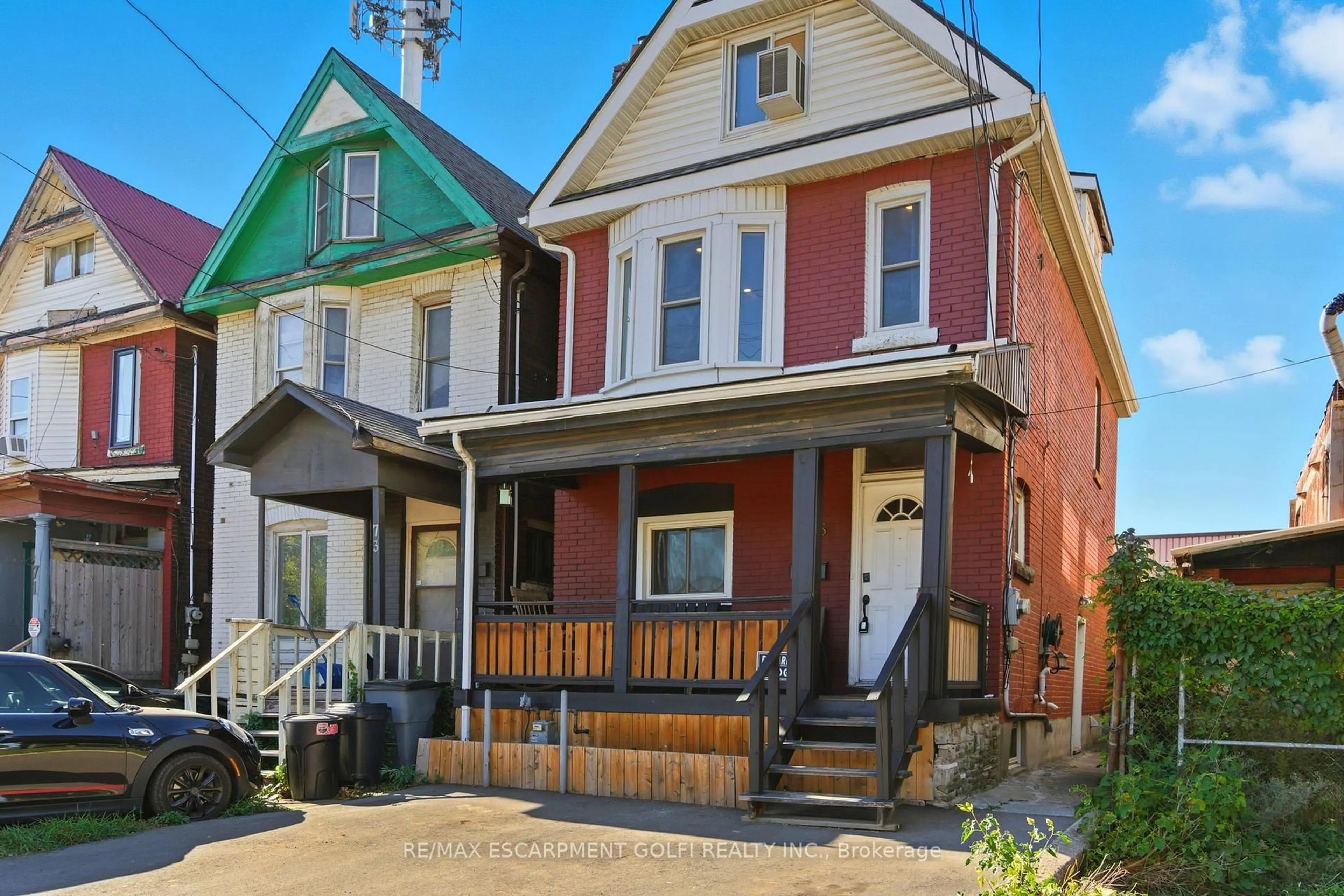Home with brick exterior material, street for 75 NIAGARA St, Hamilton Ontario L8L 6A4