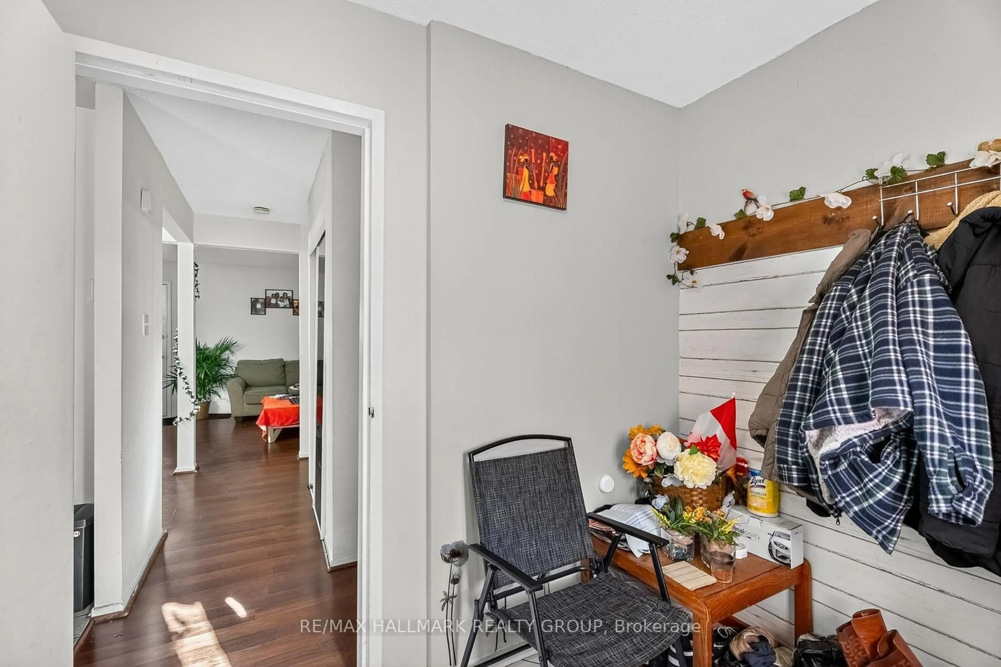 Unknown for 1773 Meadowbrook Rd, Ottawa Ontario K1B 4W6