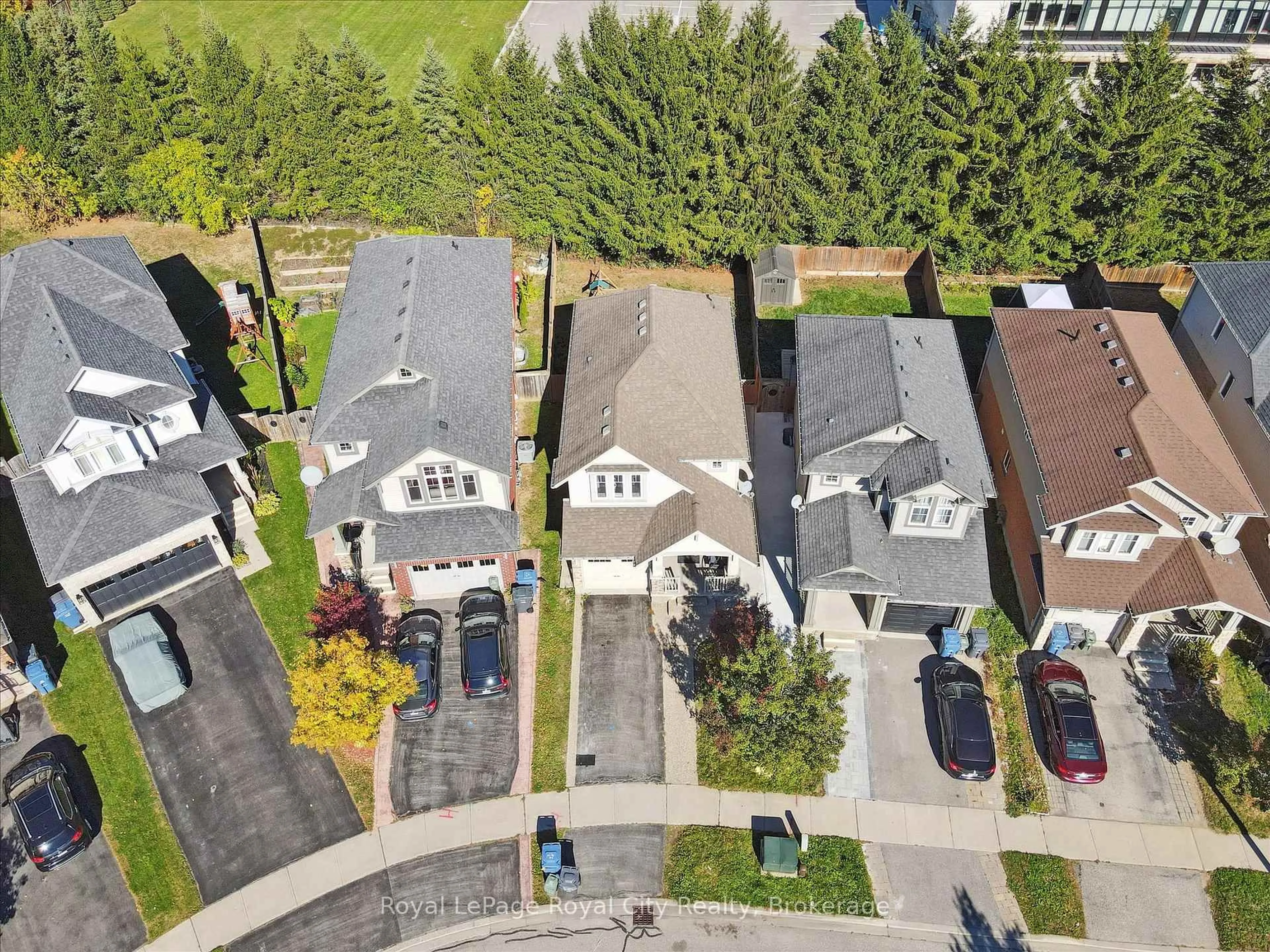 A pic from outside/outdoor area/front of a property/back of a property/a pic from drone, street for 69 Laughland Lane, Guelph Ontario N1L 0C6