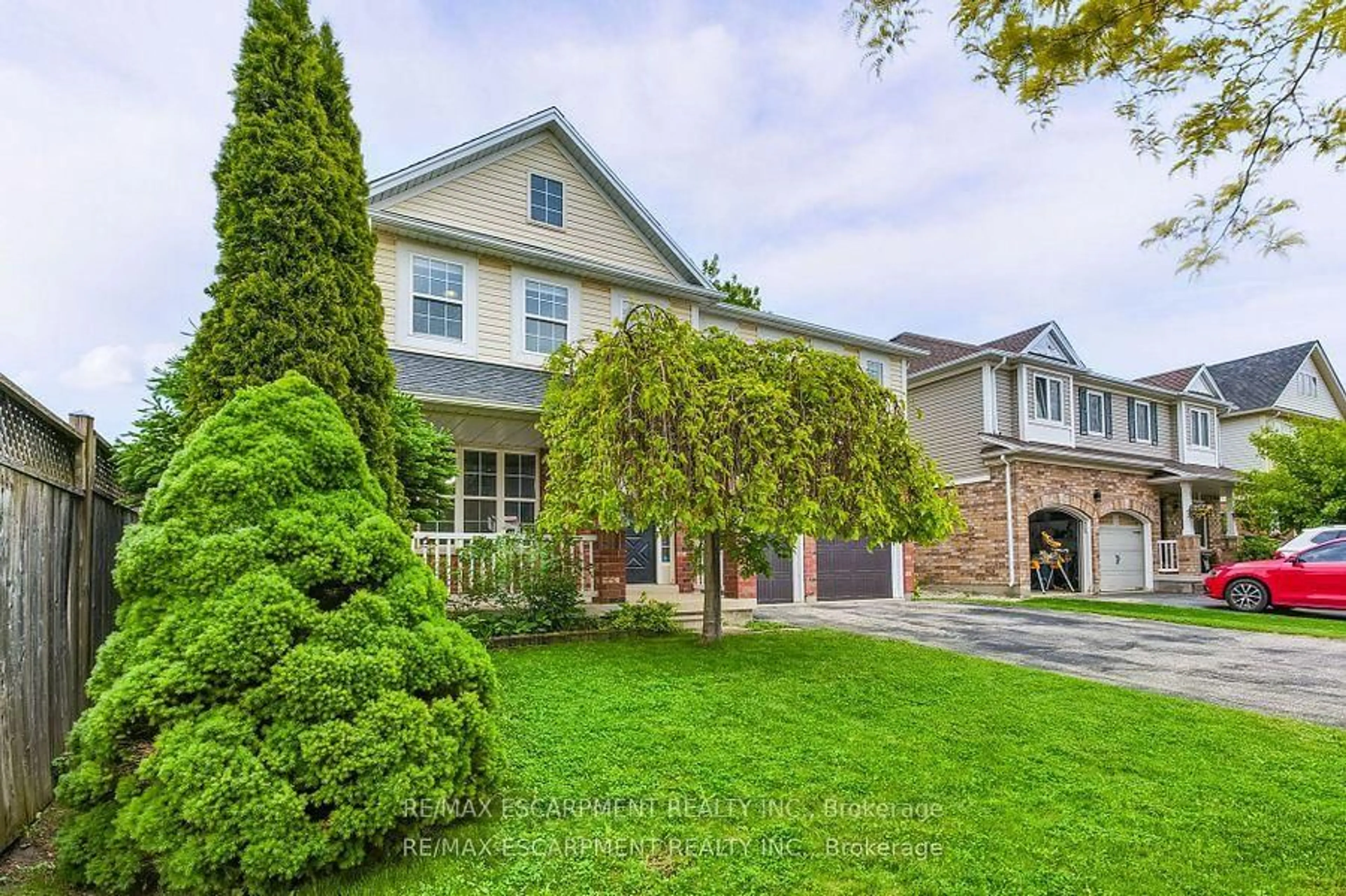 Home with brick exterior material, street for 5 Mavin St, Brantford Ontario N3T 6N1