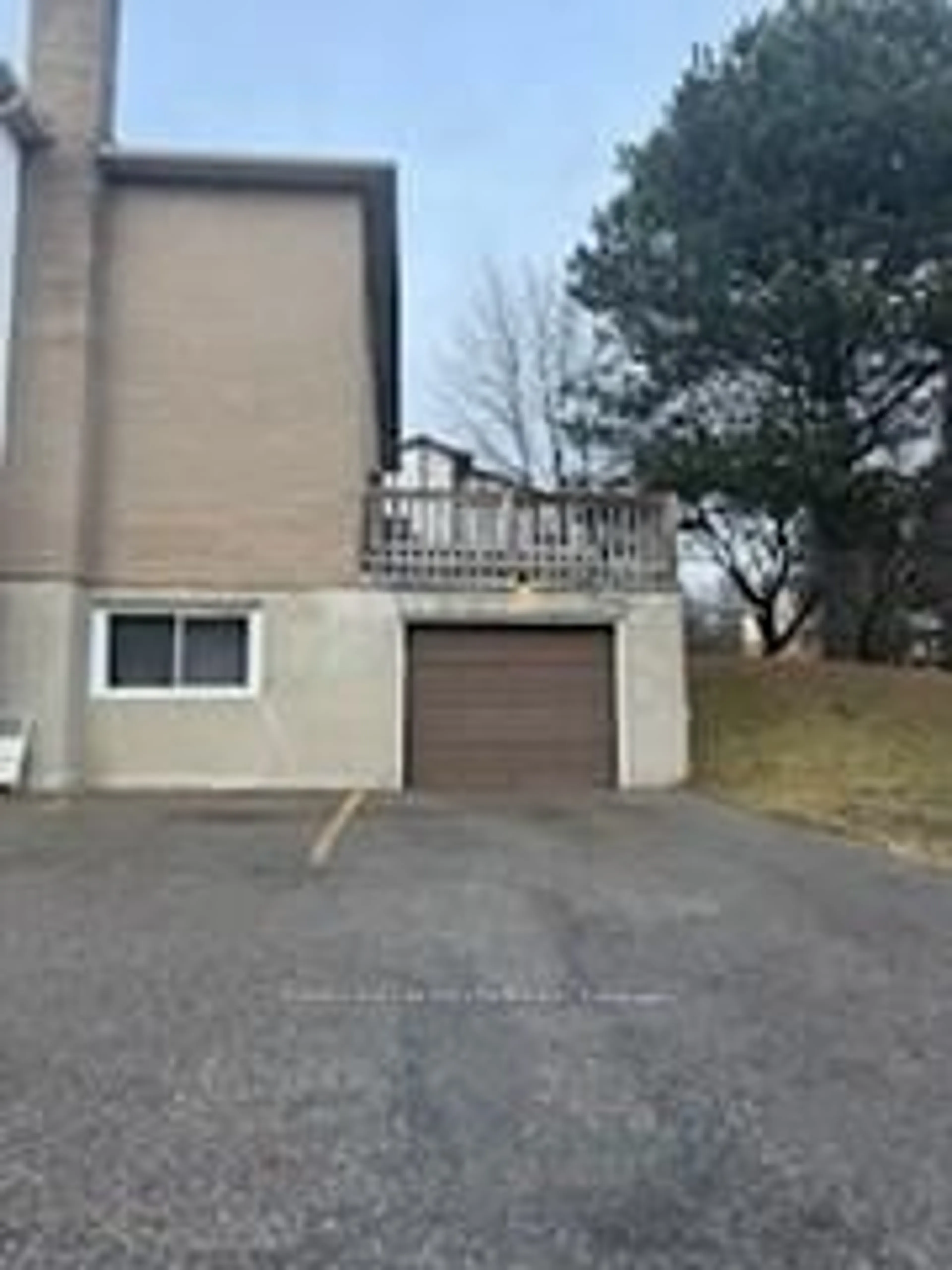 Unknown for 235 Shakespeare Dr #4, Waterloo Ontario N2L 2T5