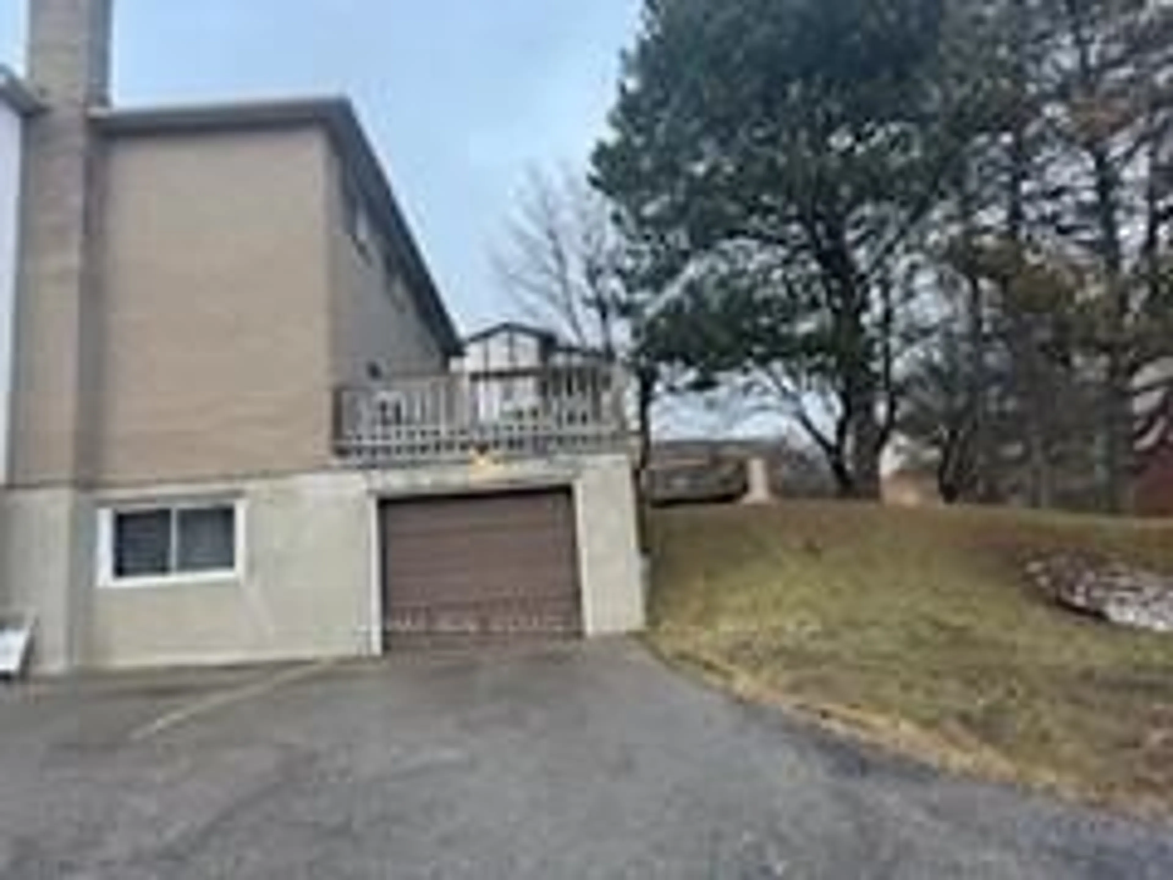 A pic from outside/outdoor area/front of a property/back of a property/a pic from drone, street for 235 Shakespeare Dr #4, Waterloo Ontario N2L 2T5
