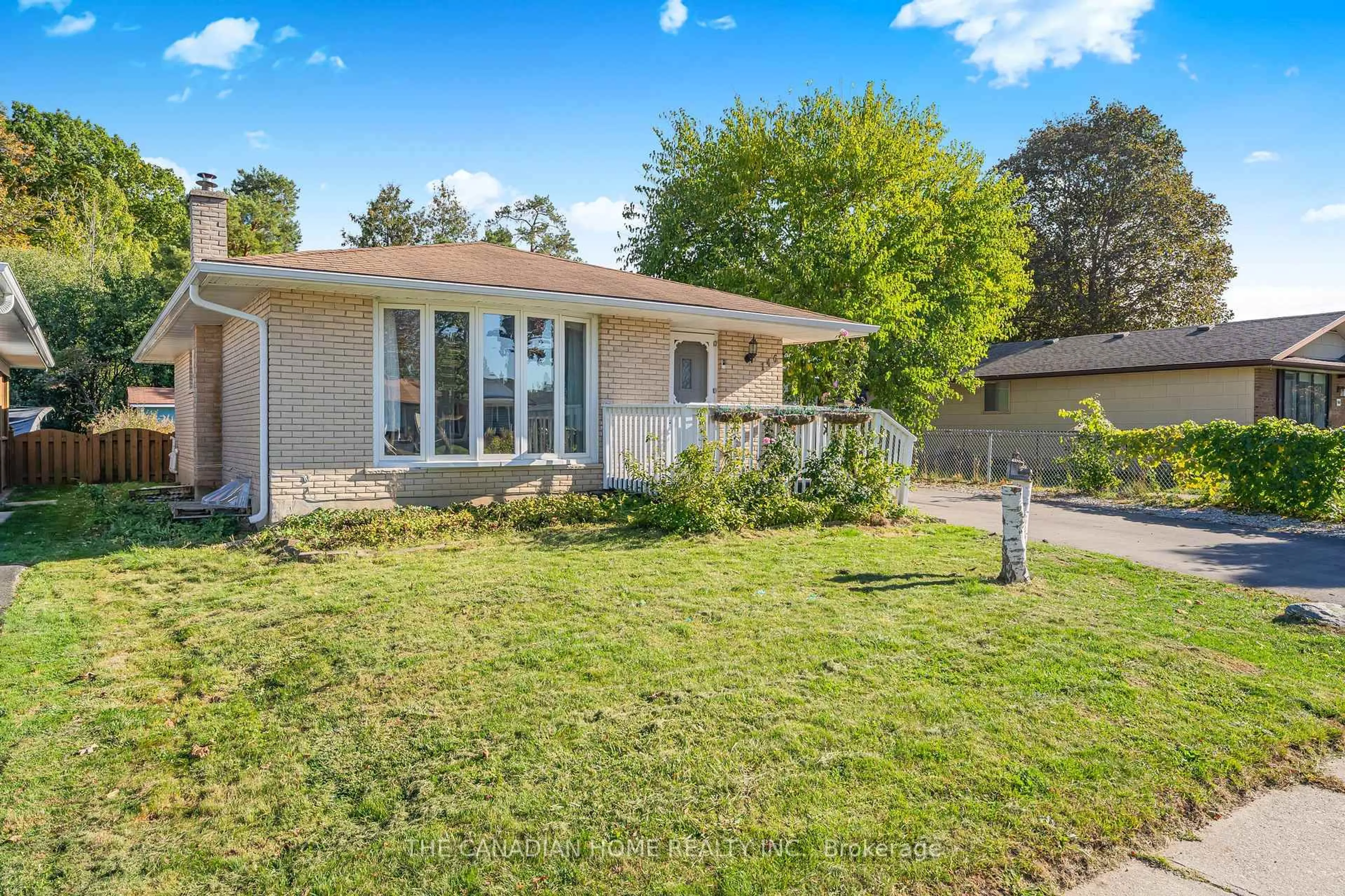 Home with brick exterior material, street for 146 Appalachian Cres, Kitchener Ontario N2E 1A4