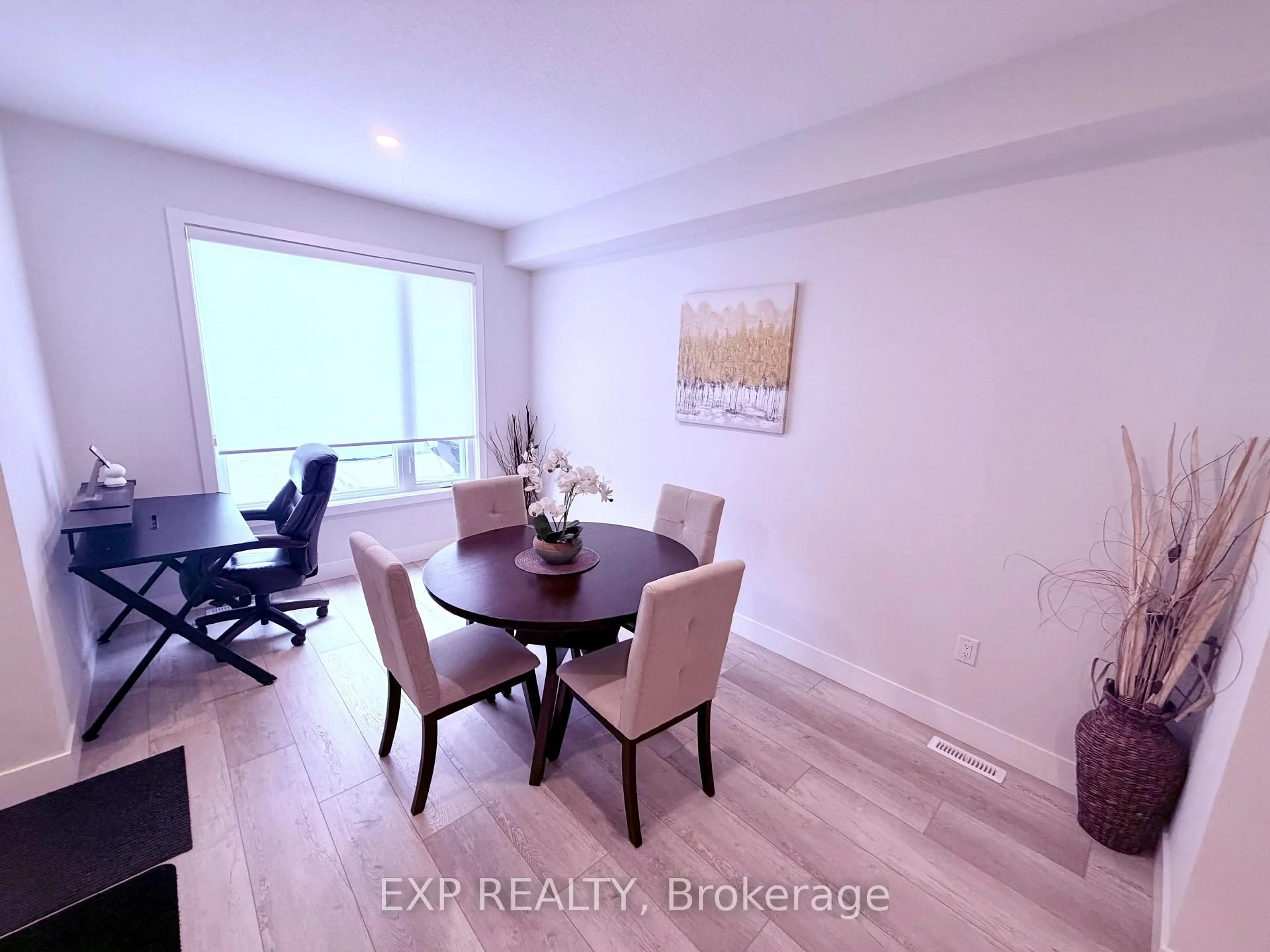 A pic of a room for 990 Deveron Cres #9, London South Ontario N5Z 5C5