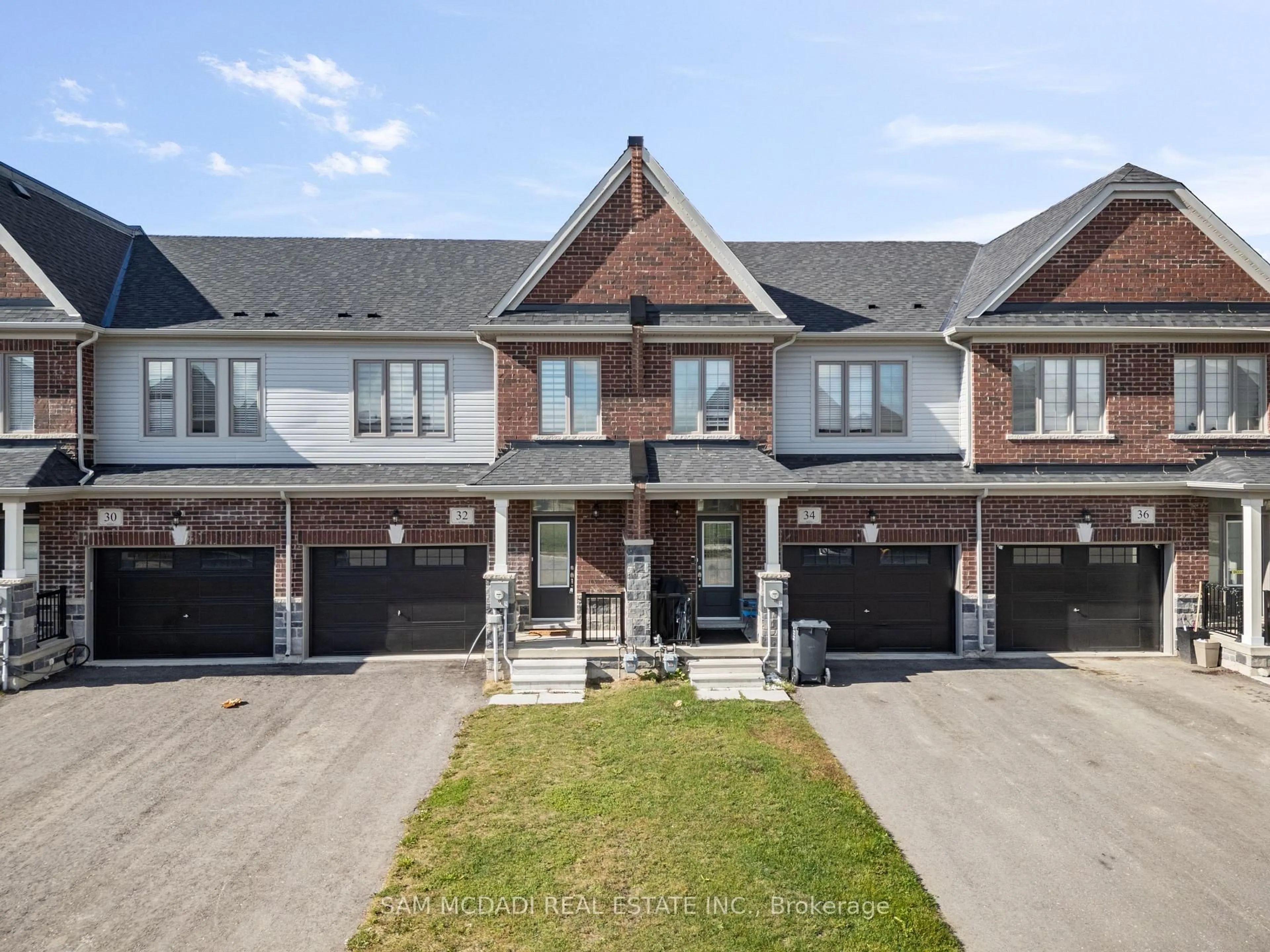 A pic from outside/outdoor area/front of a property/back of a property/a pic from drone, street for 32 Fennell St, Southgate Ontario N0C 1B0