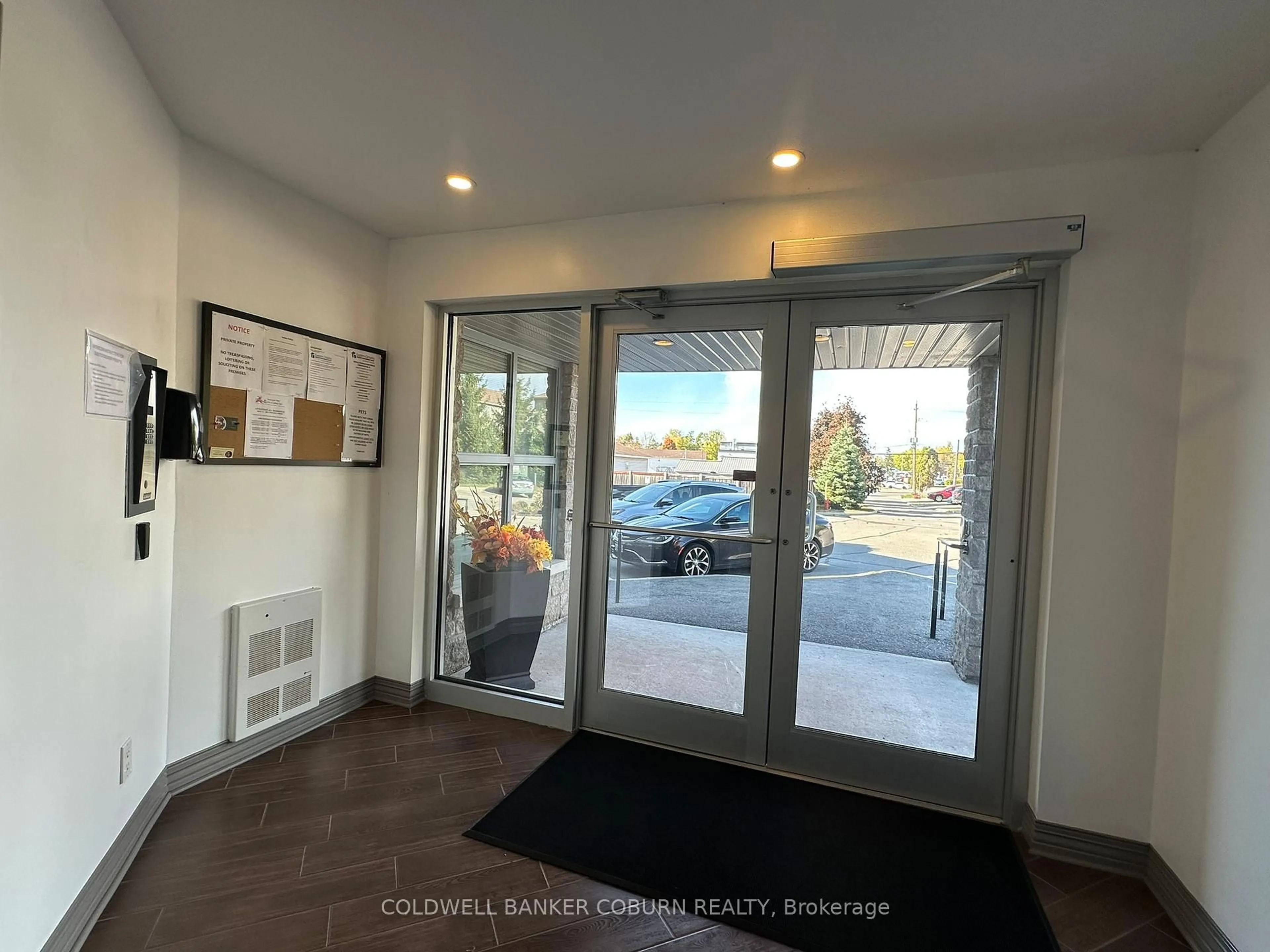 Indoor entryway for 398 Van Buren St #301, North Grenville Ontario K0G 1J0