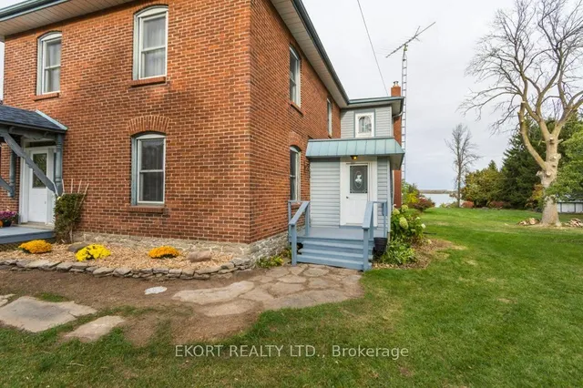2422 County Rd 3 Rd, Prince Edward County 2