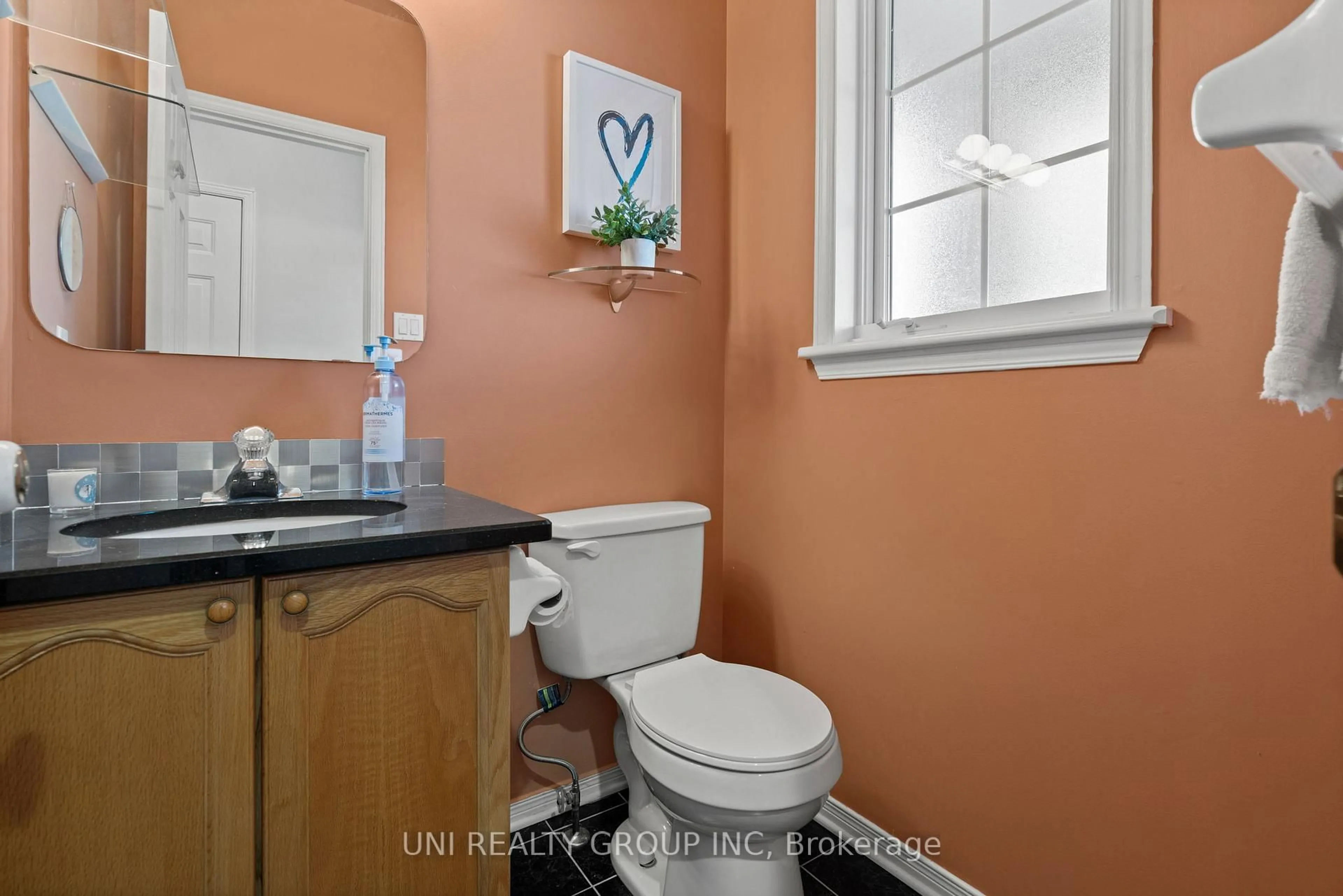 Standard bathroom, ceramic/tile floor for 1720 Jobin Cres, Ottawa Ontario K1J 1C5