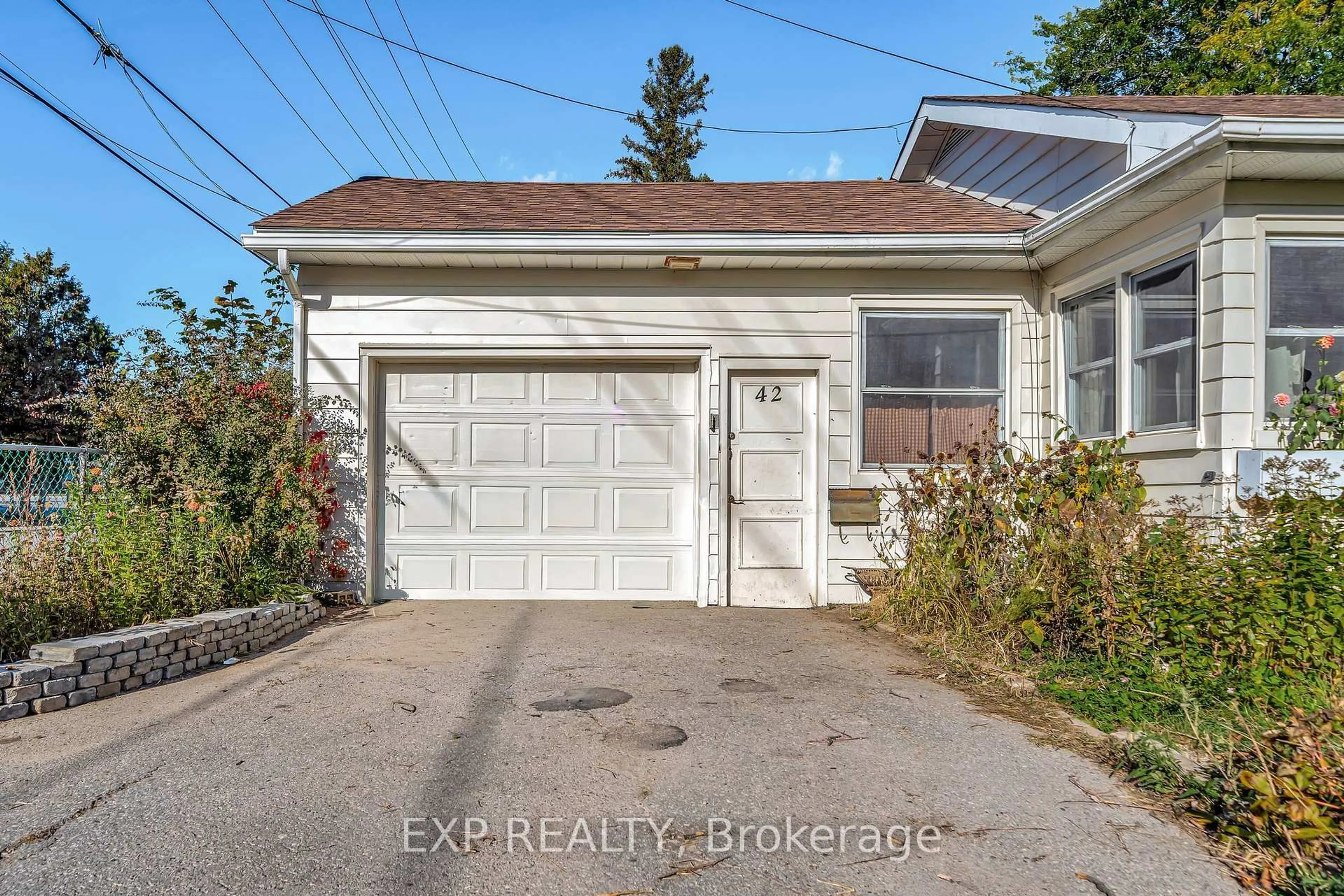 Unknown for 42 Paul St, Prince Edward County Ontario K0K 2T0