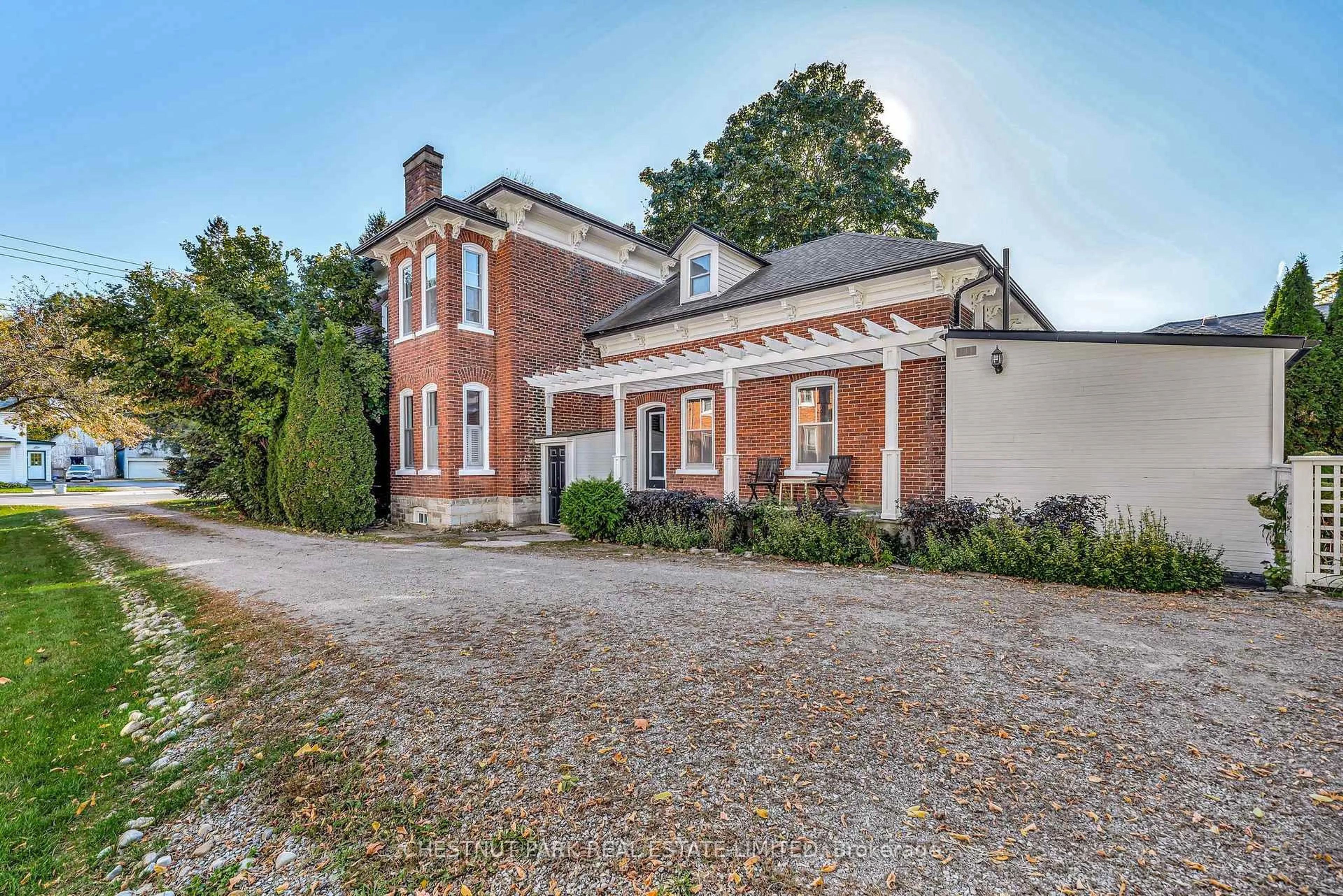 Home with brick exterior material, building for 25 Picton Main St, Prince Edward County Ontario K0K 2T0