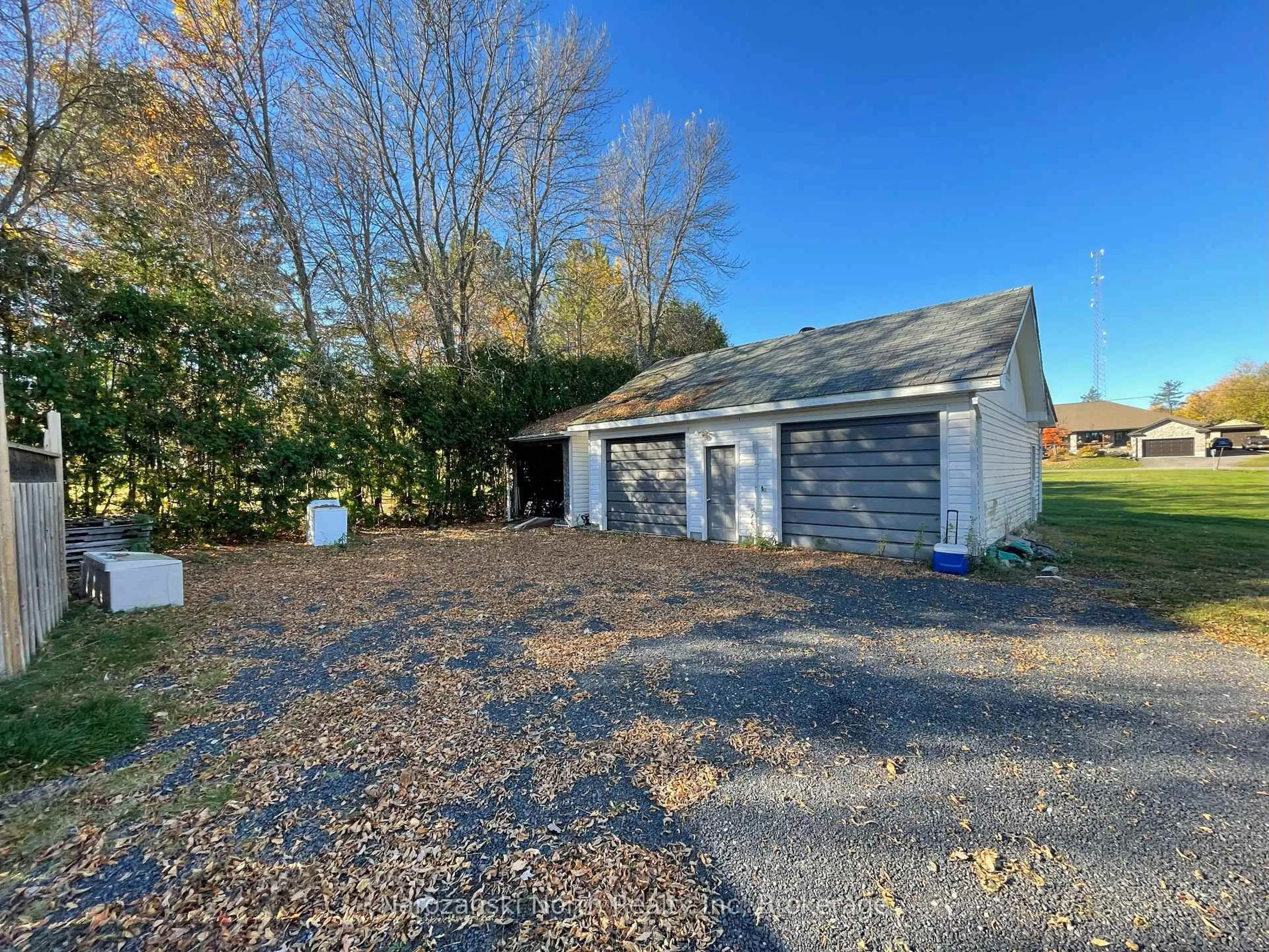 A pic from outside/outdoor area/front of a property/back of a property/a pic from drone, building for 11 John St, St. Charles Ontario P0M 2W0