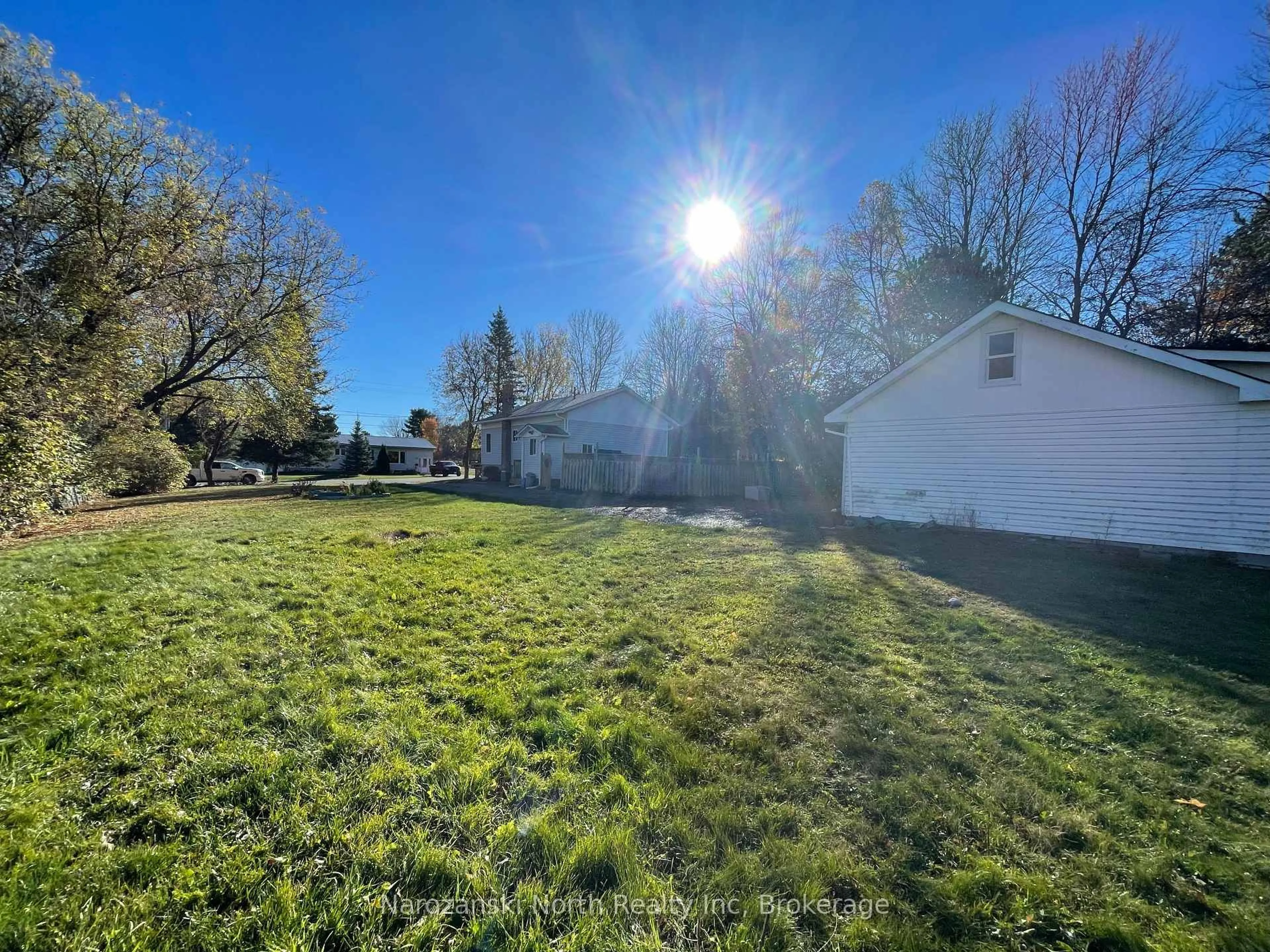 A pic from outside/outdoor area/front of a property/back of a property/a pic from drone, unknown for 11 John St, St. Charles Ontario P0M 2W0