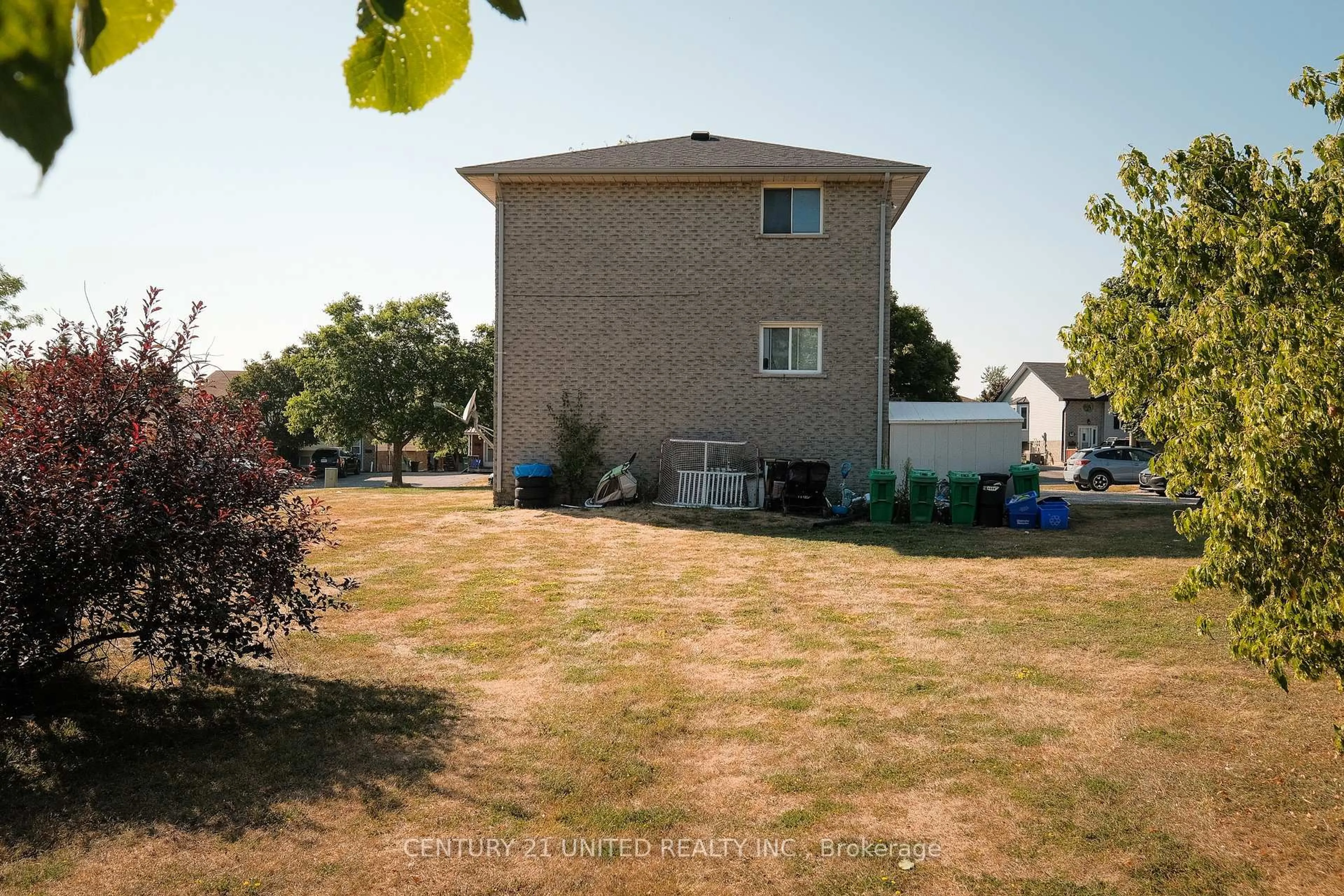 Unknown for 538 Crystal Dr, Peterborough South Ontario K9J 8H1