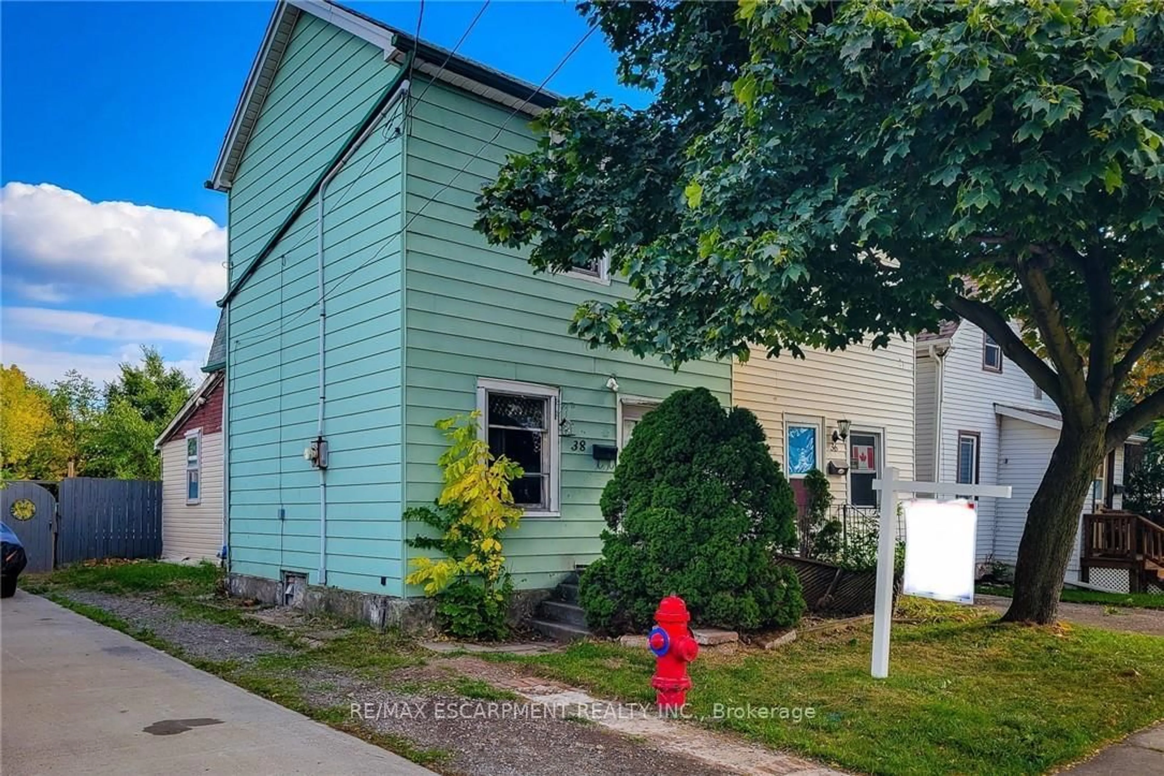 Unknown for 38 Ellis Ave, Hamilton Ontario L8H 4L7
