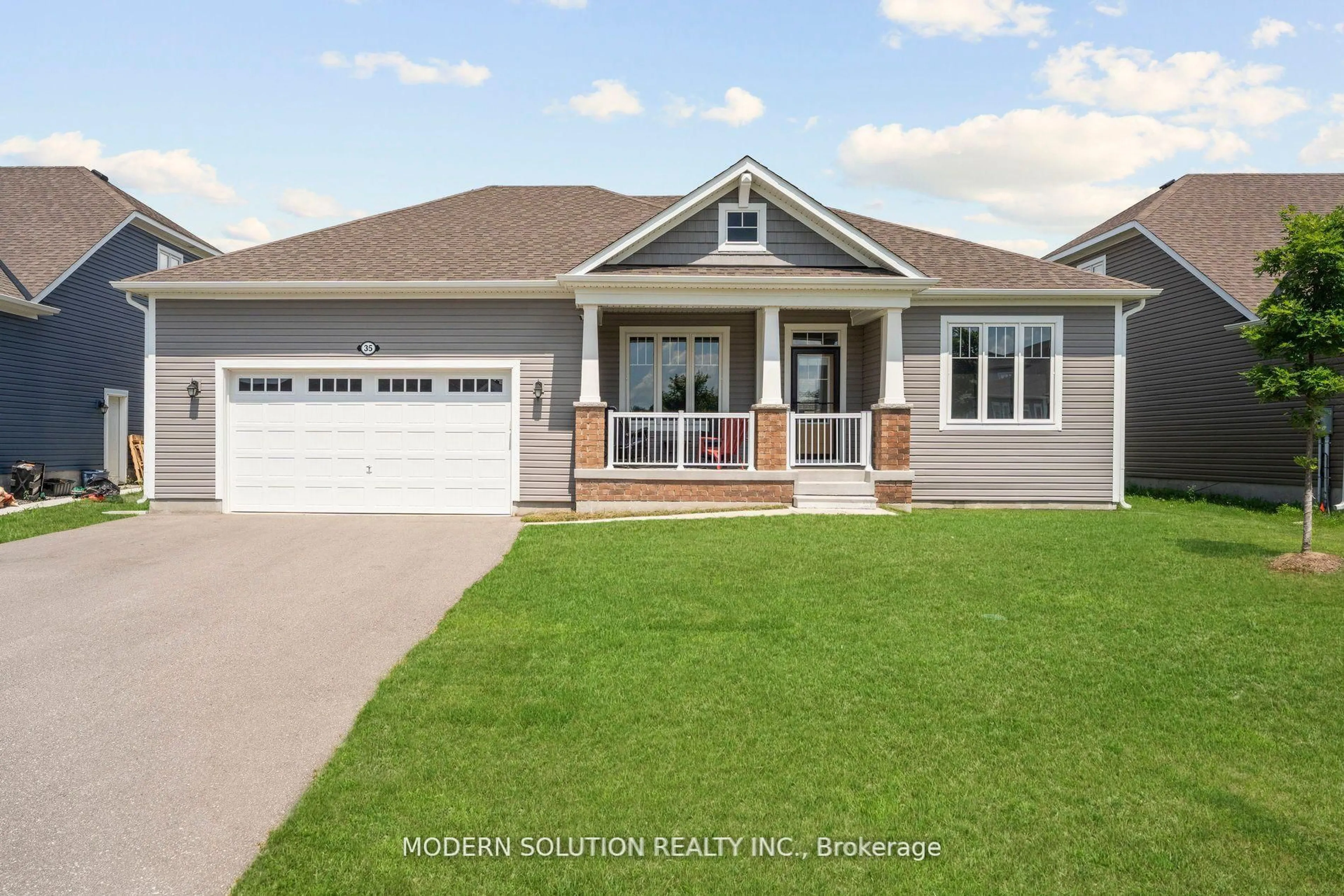 Home with vinyl exterior material, unknown for 35 Browning Blvd, Bracebridge Ontario P1L 0G2