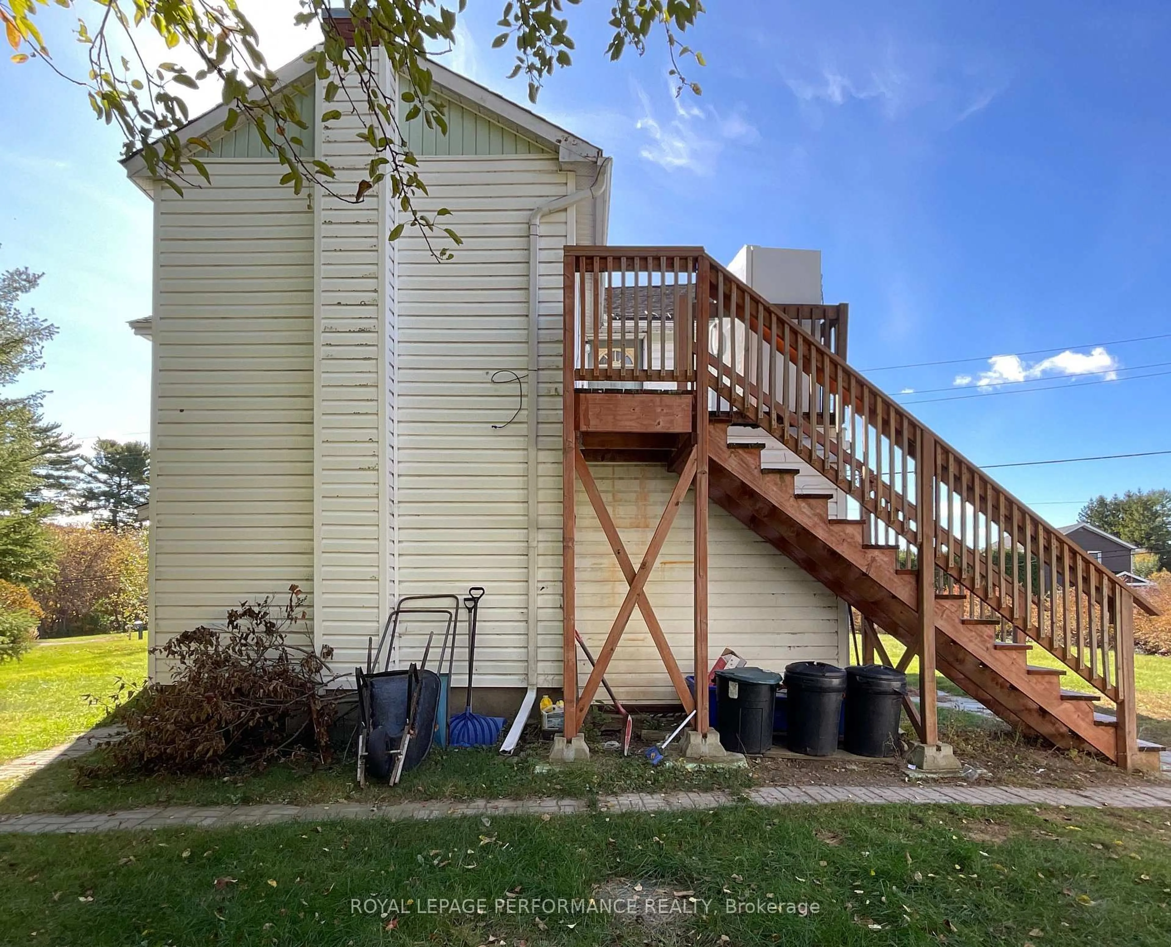 Unknown for 1751 Fauteux St, Champlain Ontario K6A 2R2
