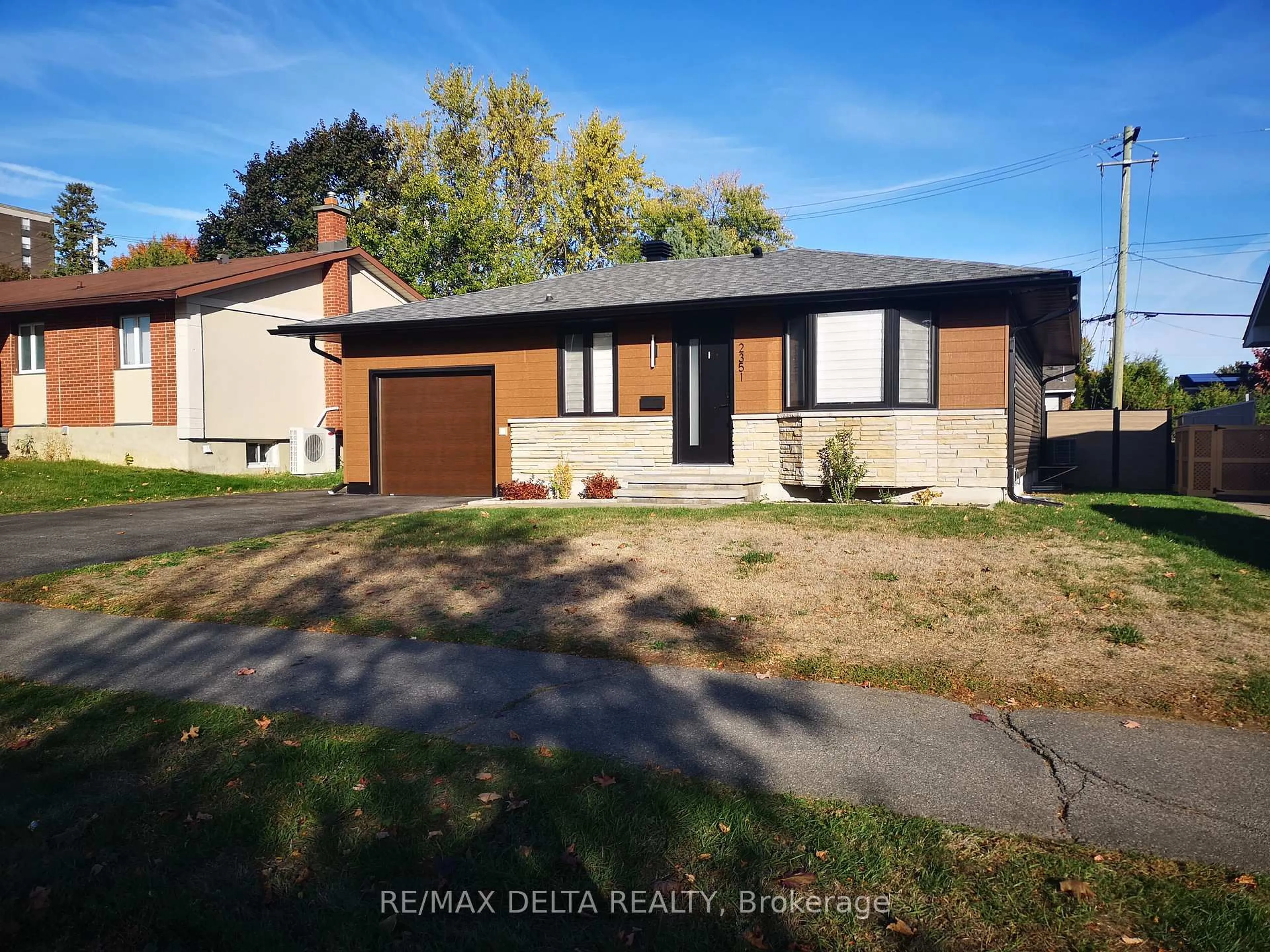 Home with brick exterior material, street for 2351 Jefferson St, Ottawa Ontario K1H 6Z9