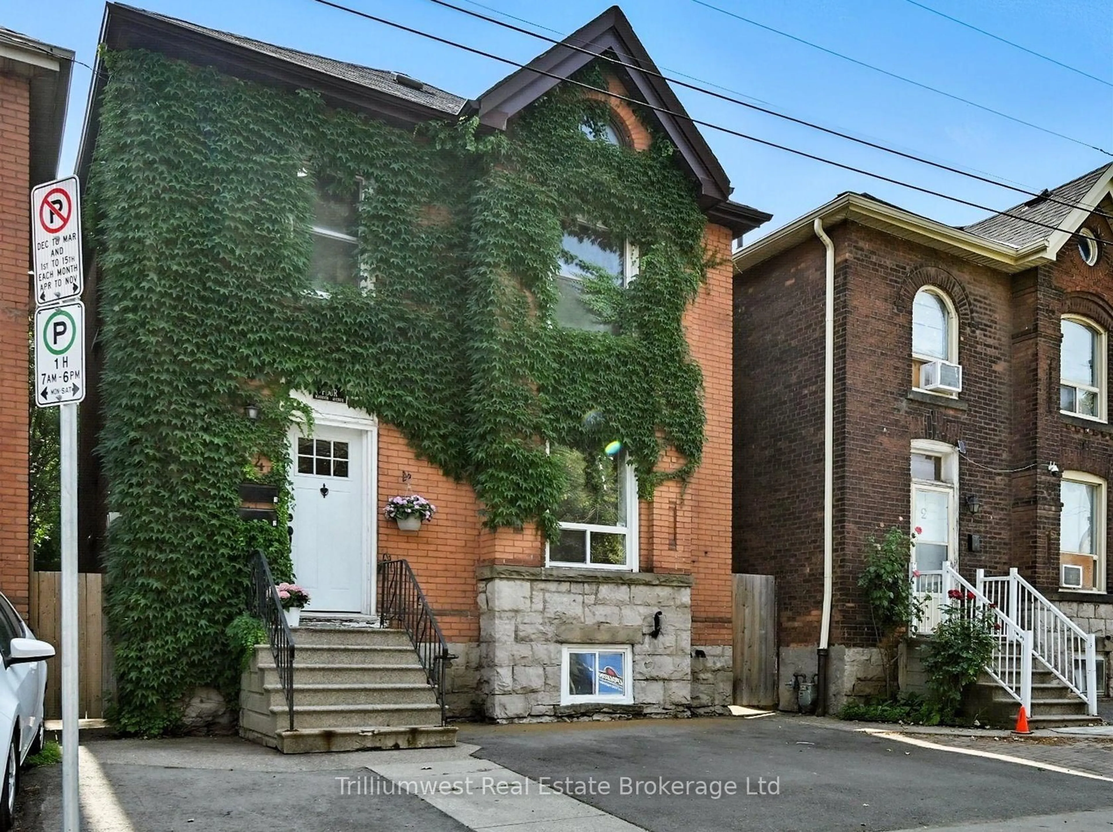 Home with brick exterior material, street for 4 Madison Ave, Hamilton Ontario L8L 5Y3
