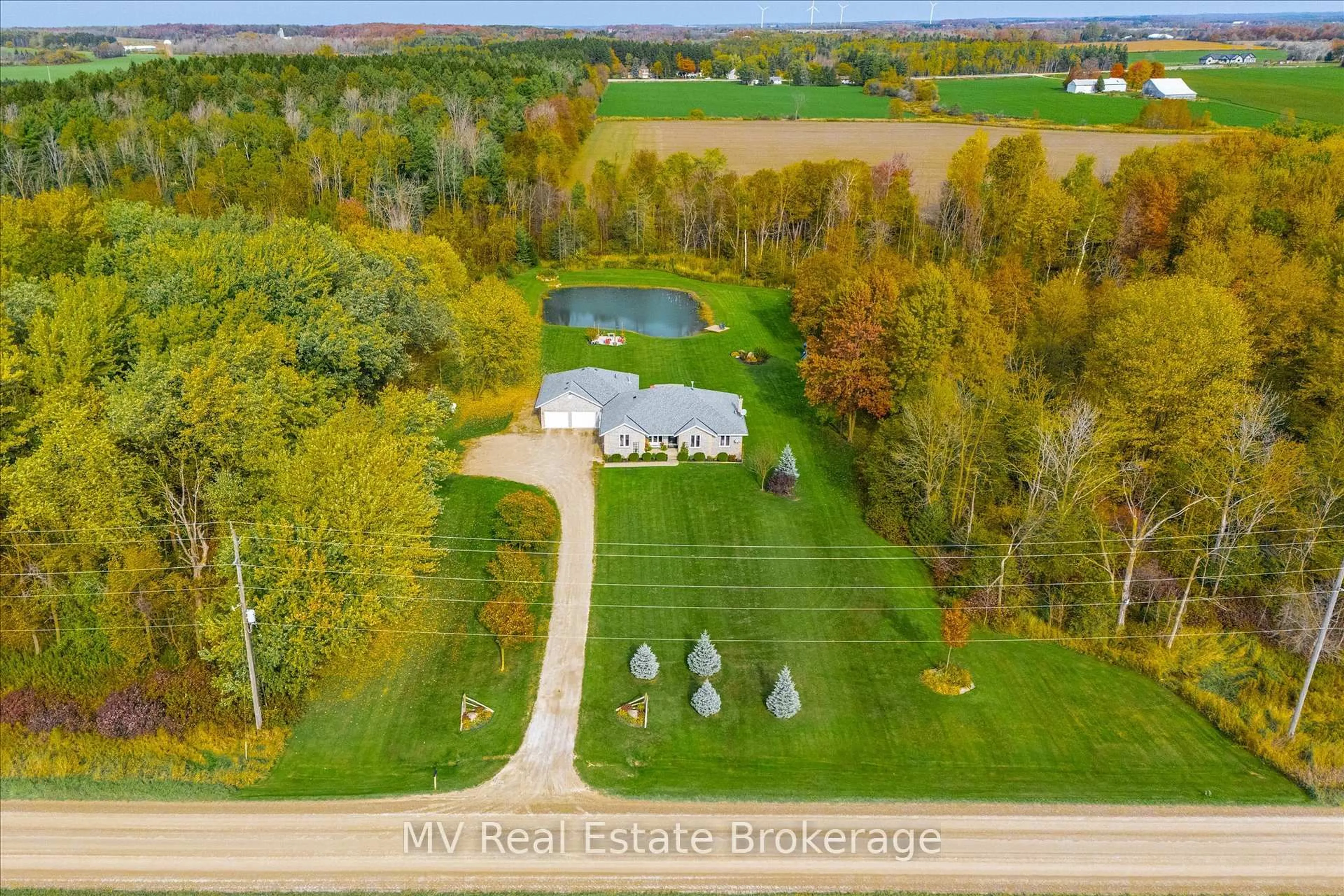 A pic from outside/outdoor area/front of a property/back of a property/a pic from drone, water/lake/river/ocean view for 7003 Beatty Line, Centre Wellington Ontario N1M 2W3