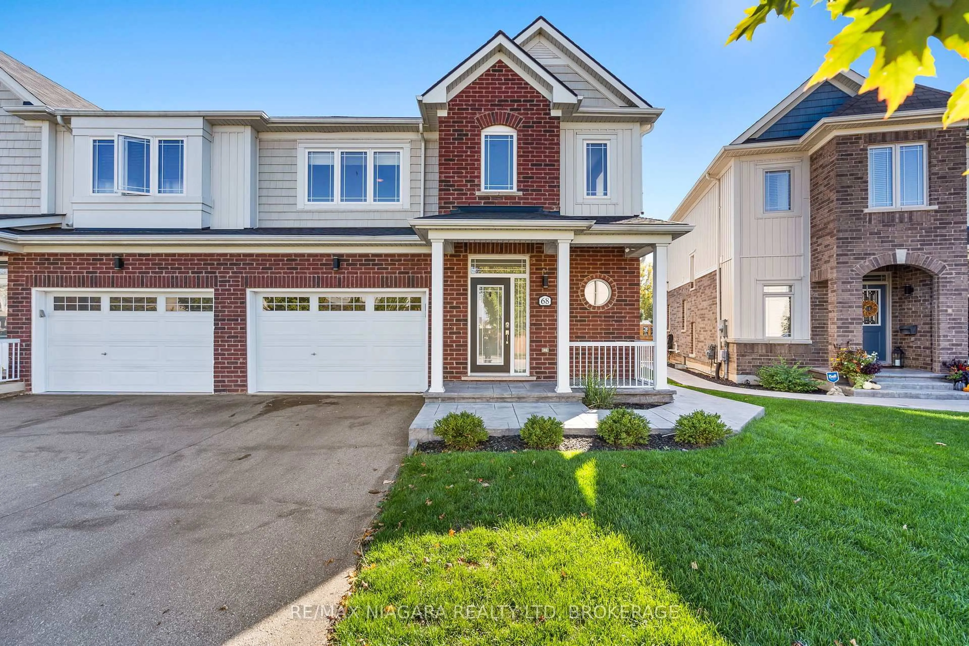 Home with brick exterior material, street for 68 Dominion Cres, Niagara-on-the-Lake Ontario L0S 1J1