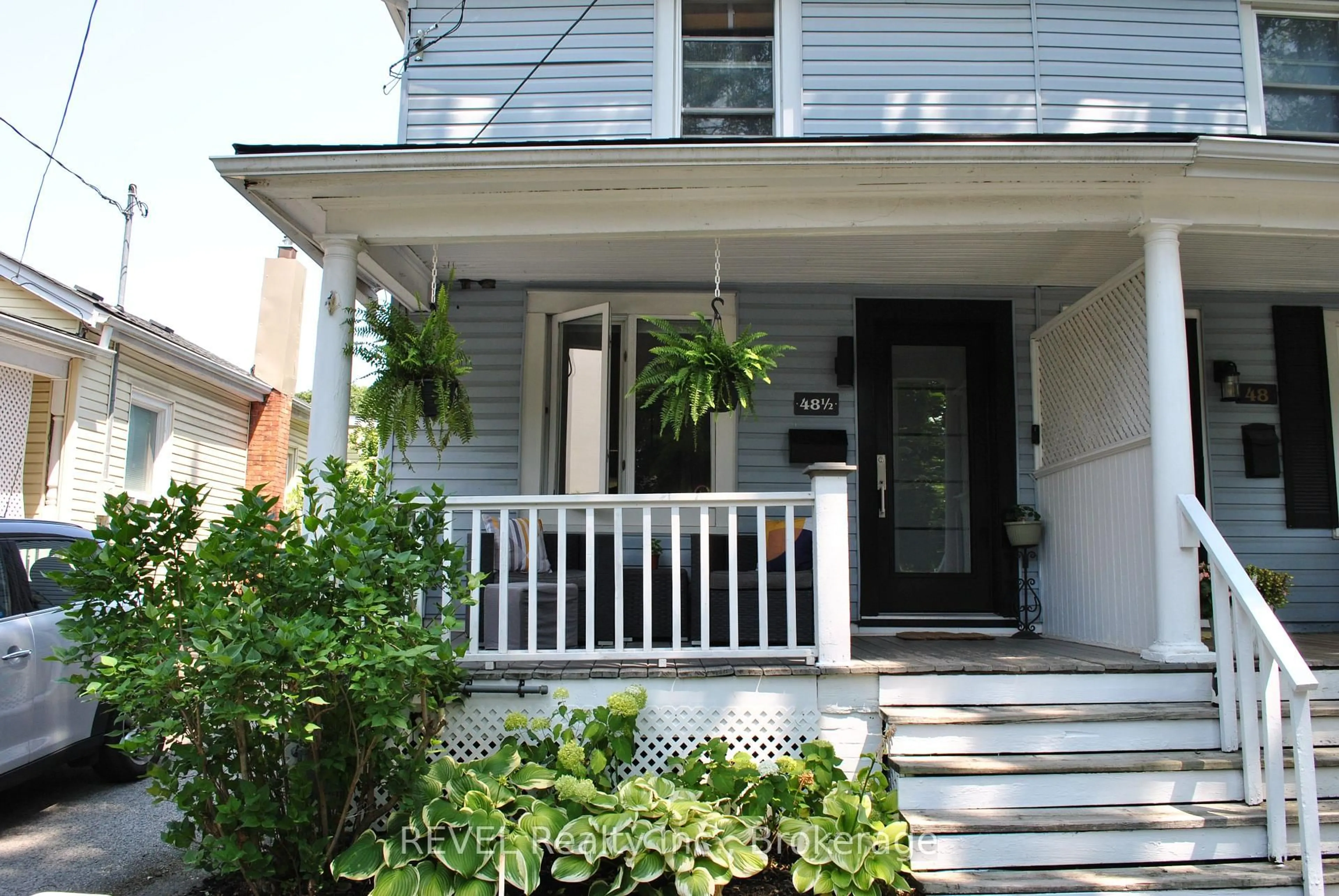 Unknown for 48 1/2 Wellington St, St. Catharines Ontario L2R 5R1